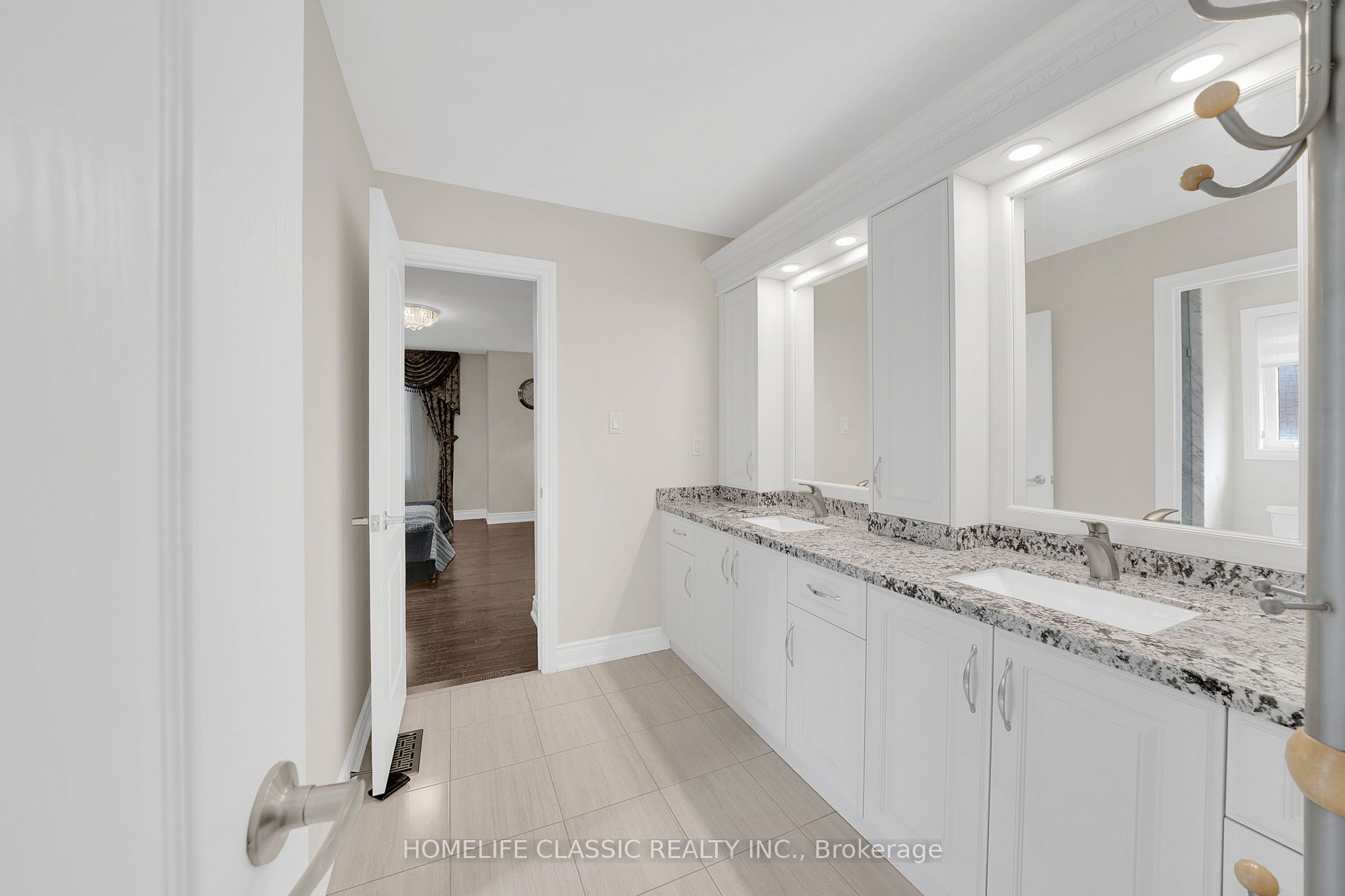 105 McKenzie Way