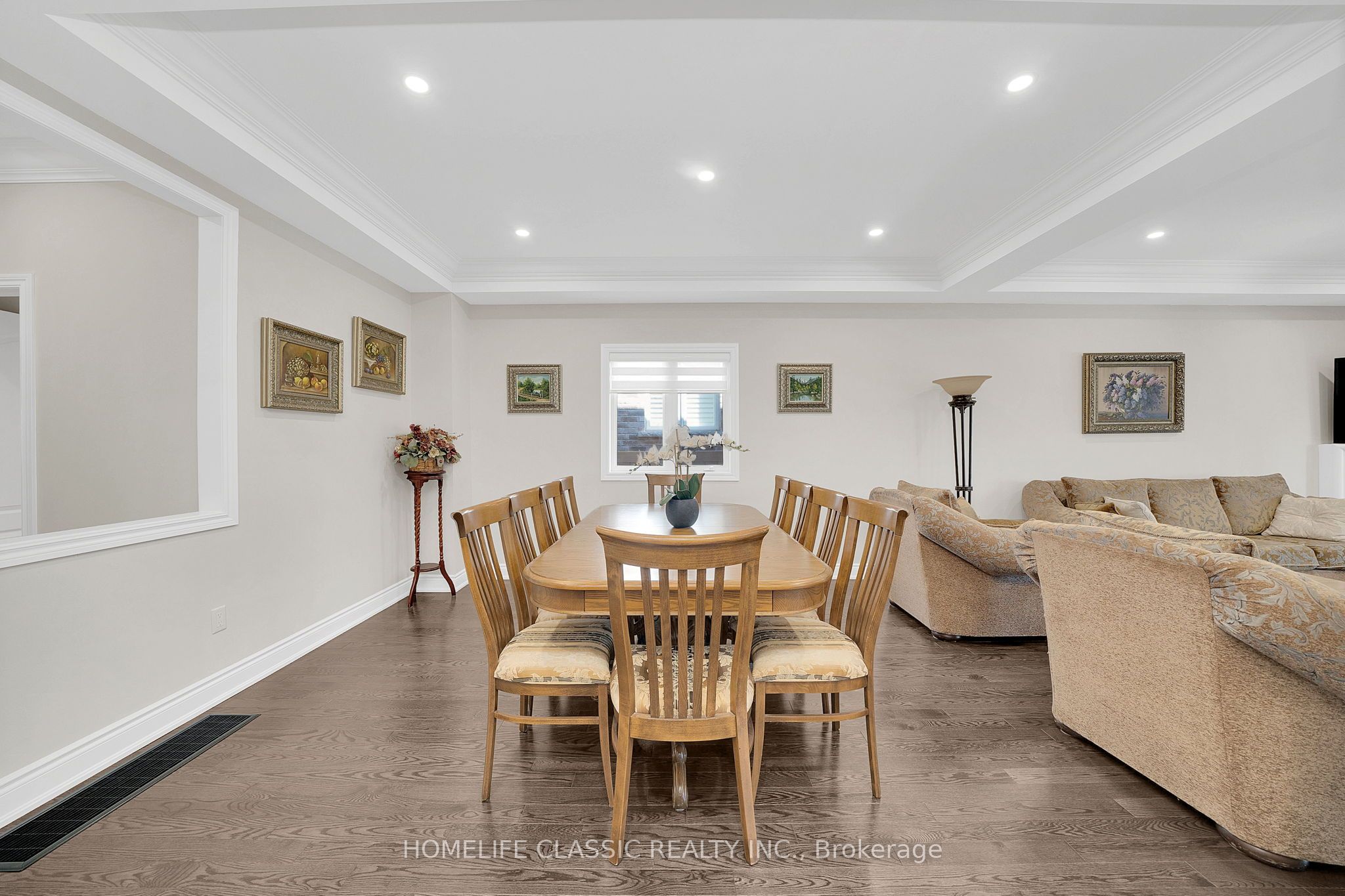 105 McKenzie Way