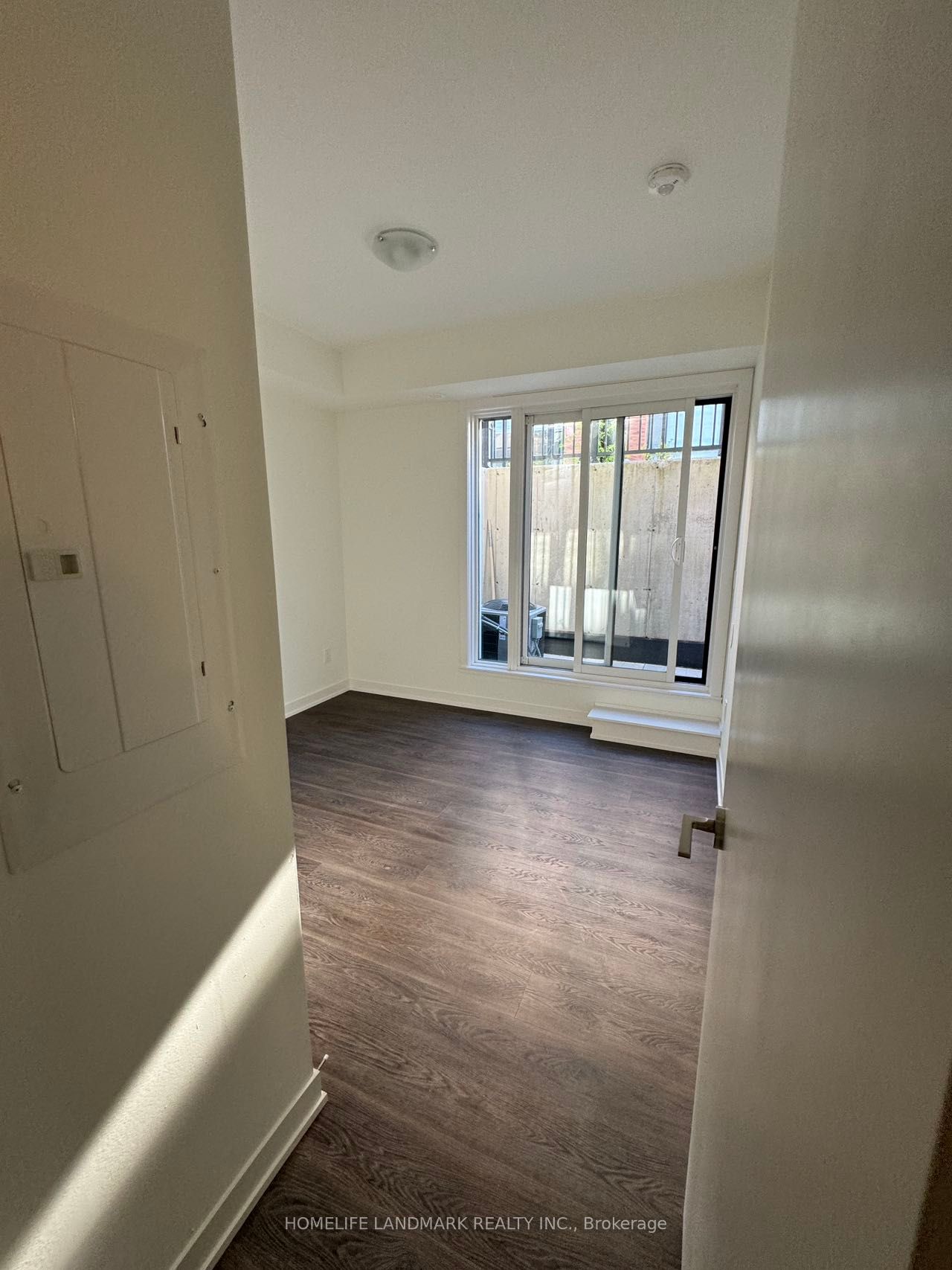 12 David Eyer Road #1101