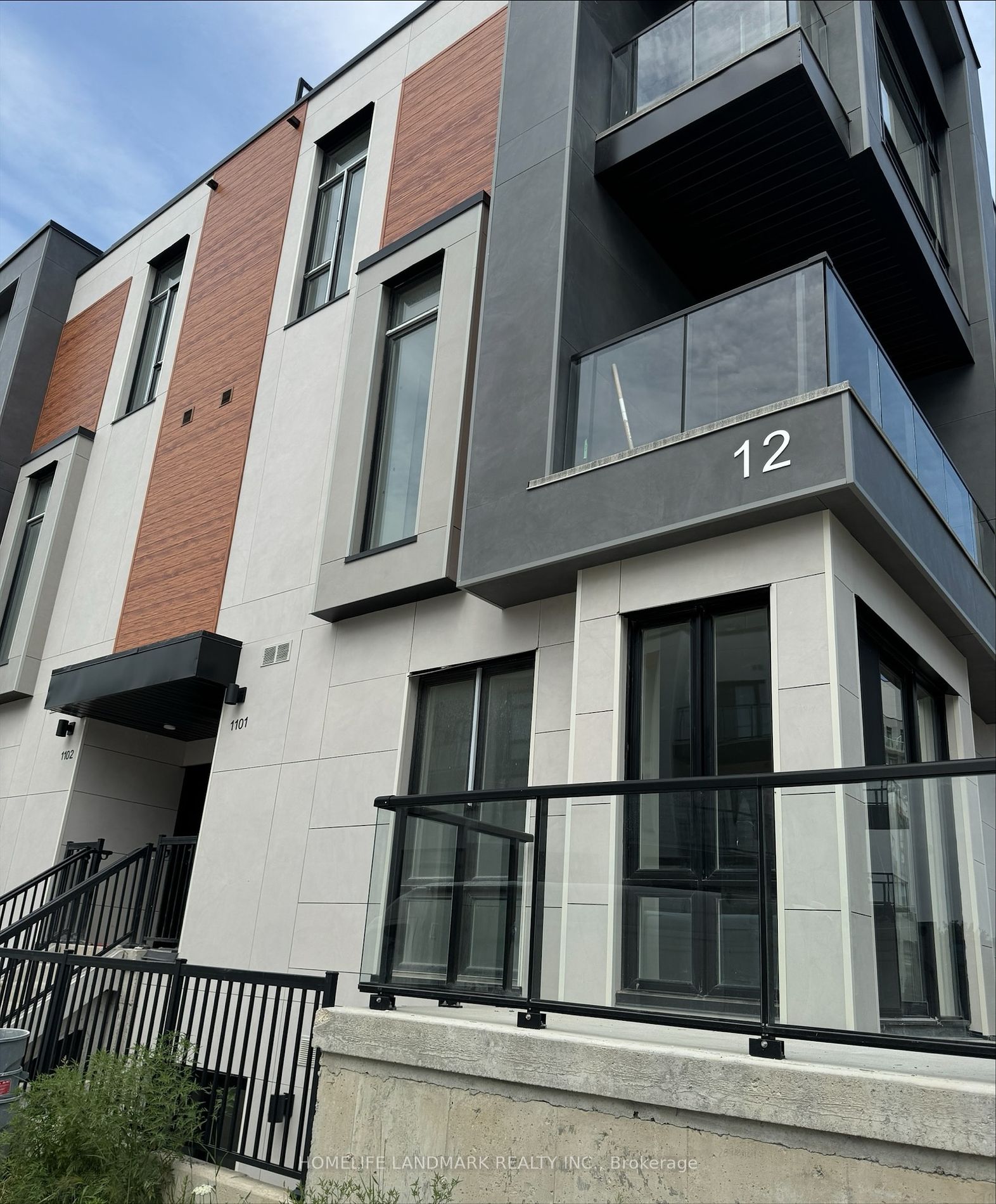12 David Eyer Road #1101