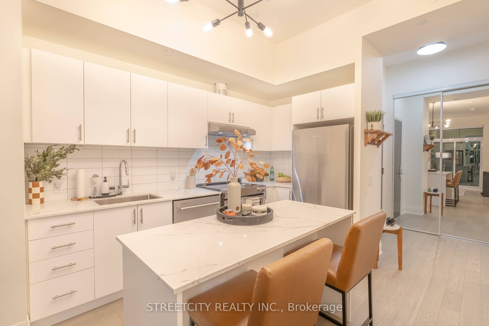 9000 Jane Street #2514