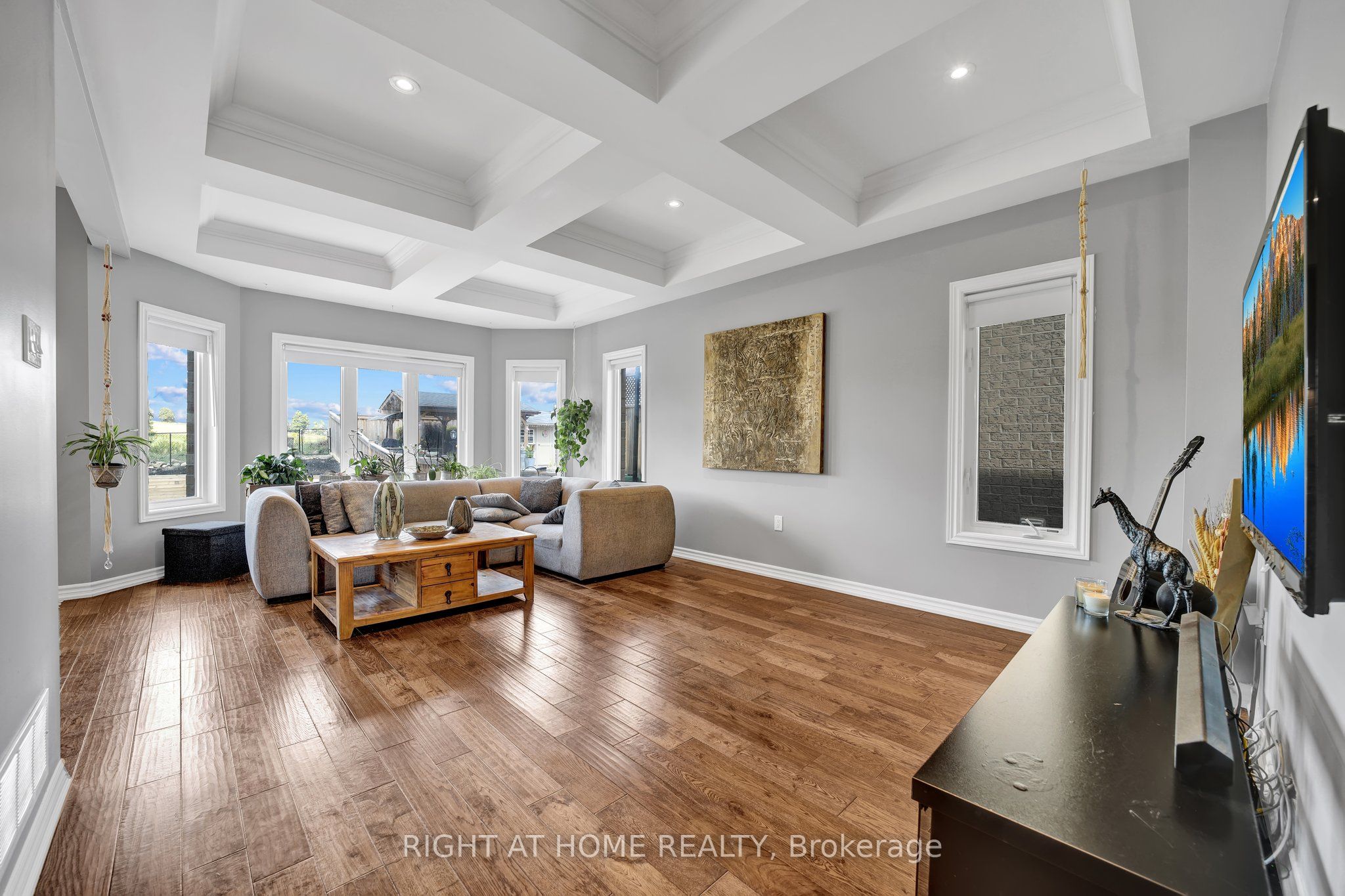 40 Ridge Gate Crescent