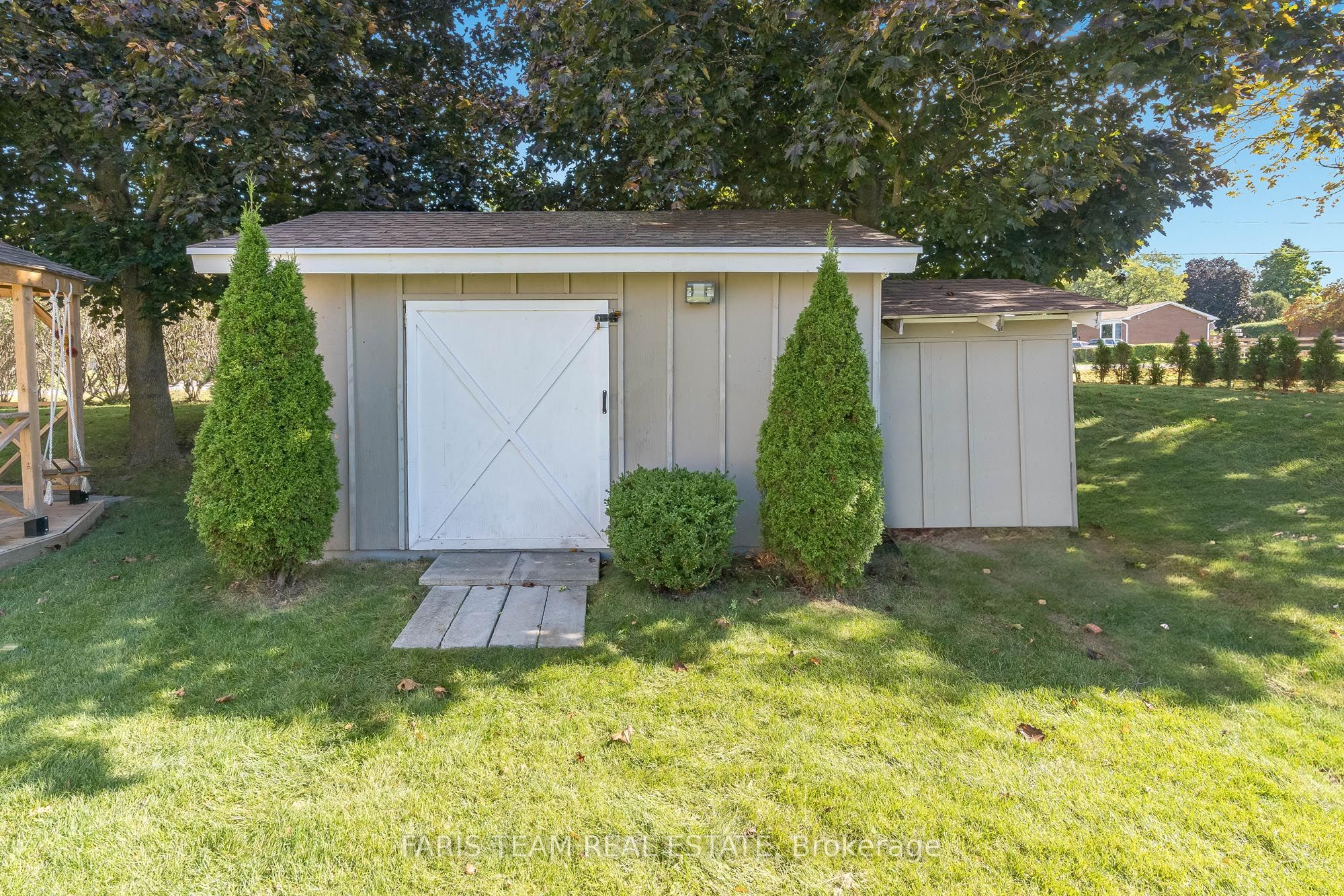 2 Cerswell Drive