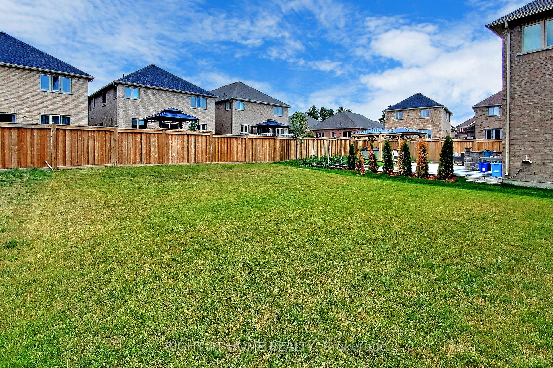 128 Milby Crescent