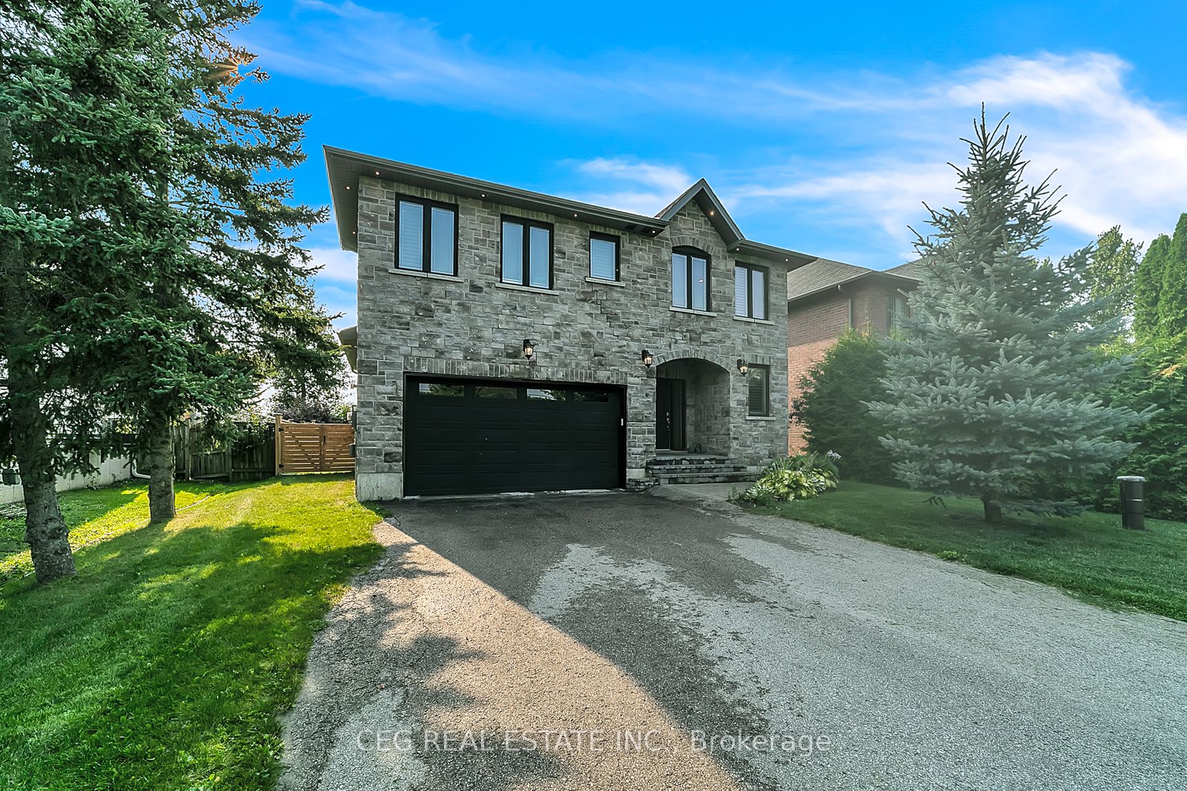 530 Duclos Point Road W