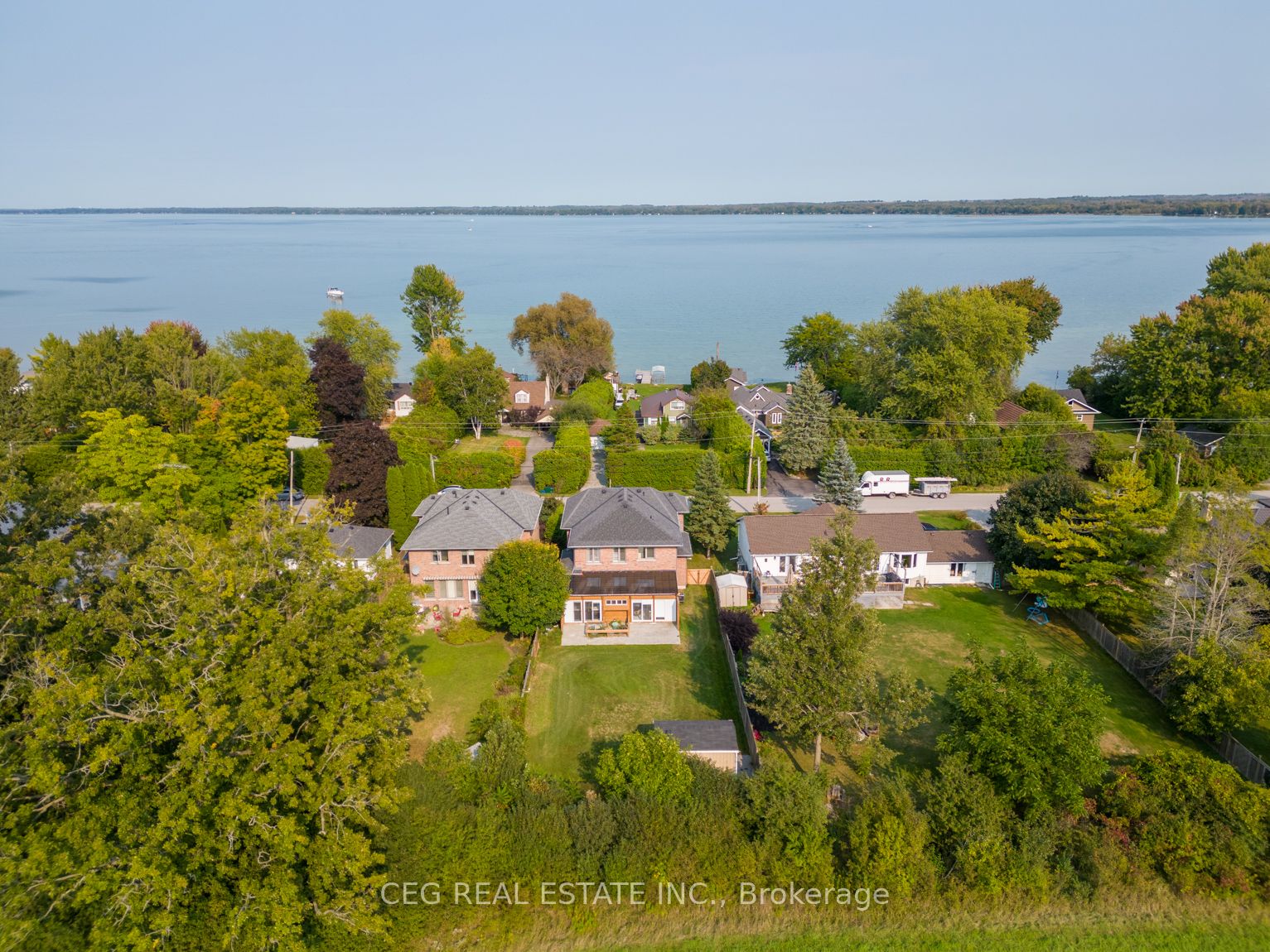 530 Duclos Point Road W