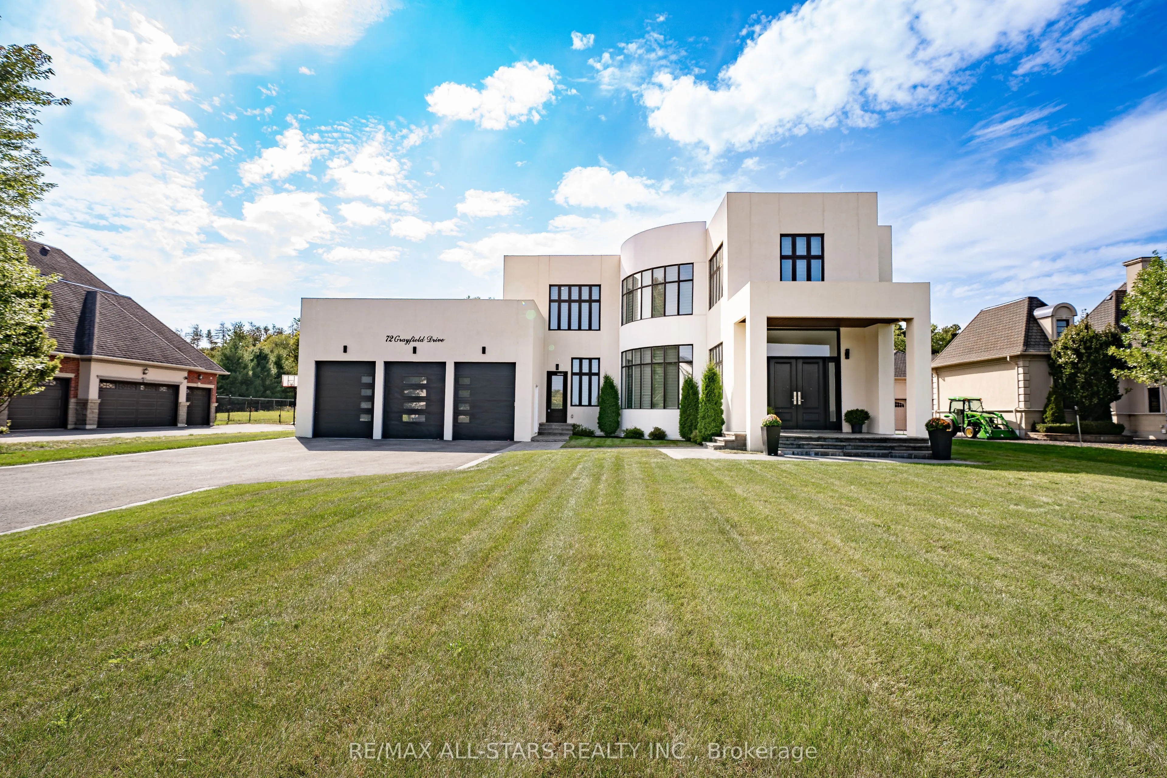 72 Grayfield Drive