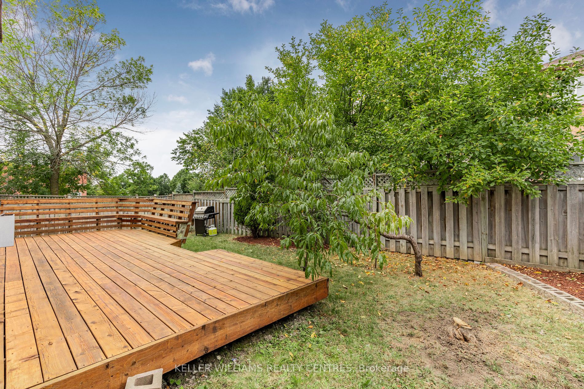 119 Watkins Glen Crescent