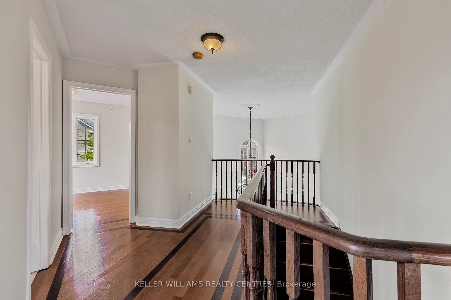 119 Watkins Glen Crescent