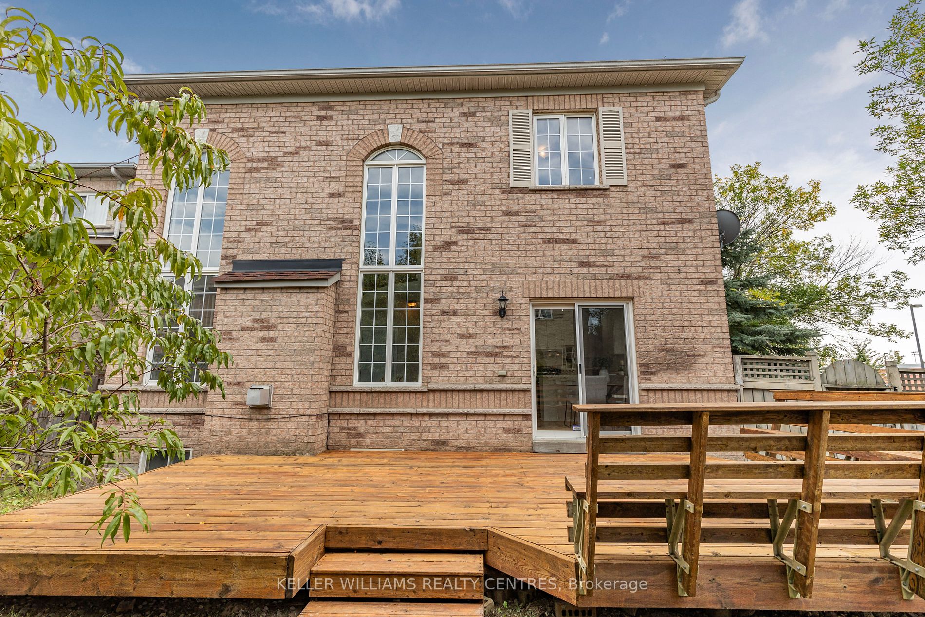 119 Watkins Glen Crescent