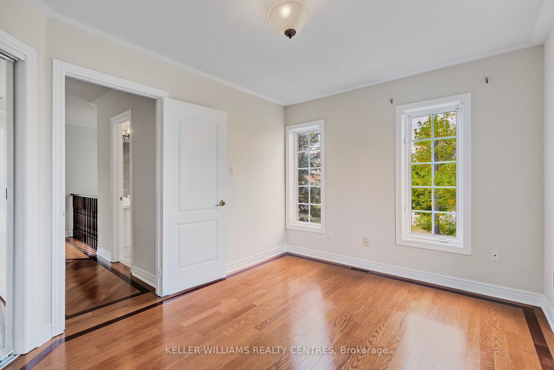 119 Watkins Glen Crescent