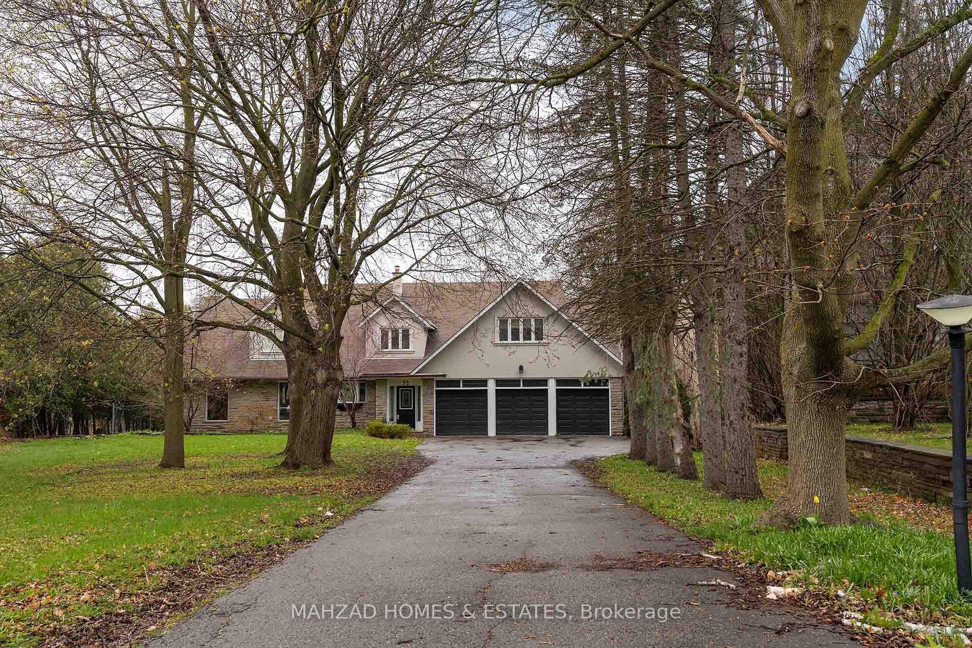 32 Maryvale Crescent