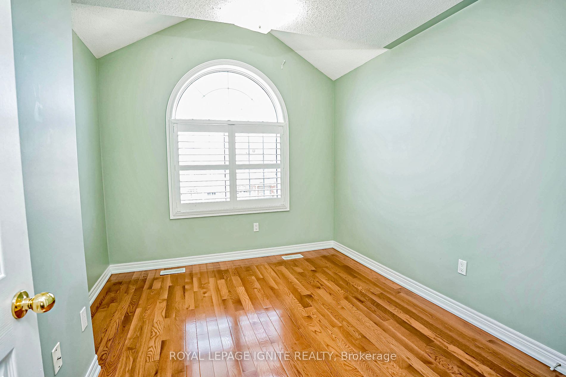 108 Ozner Crescent