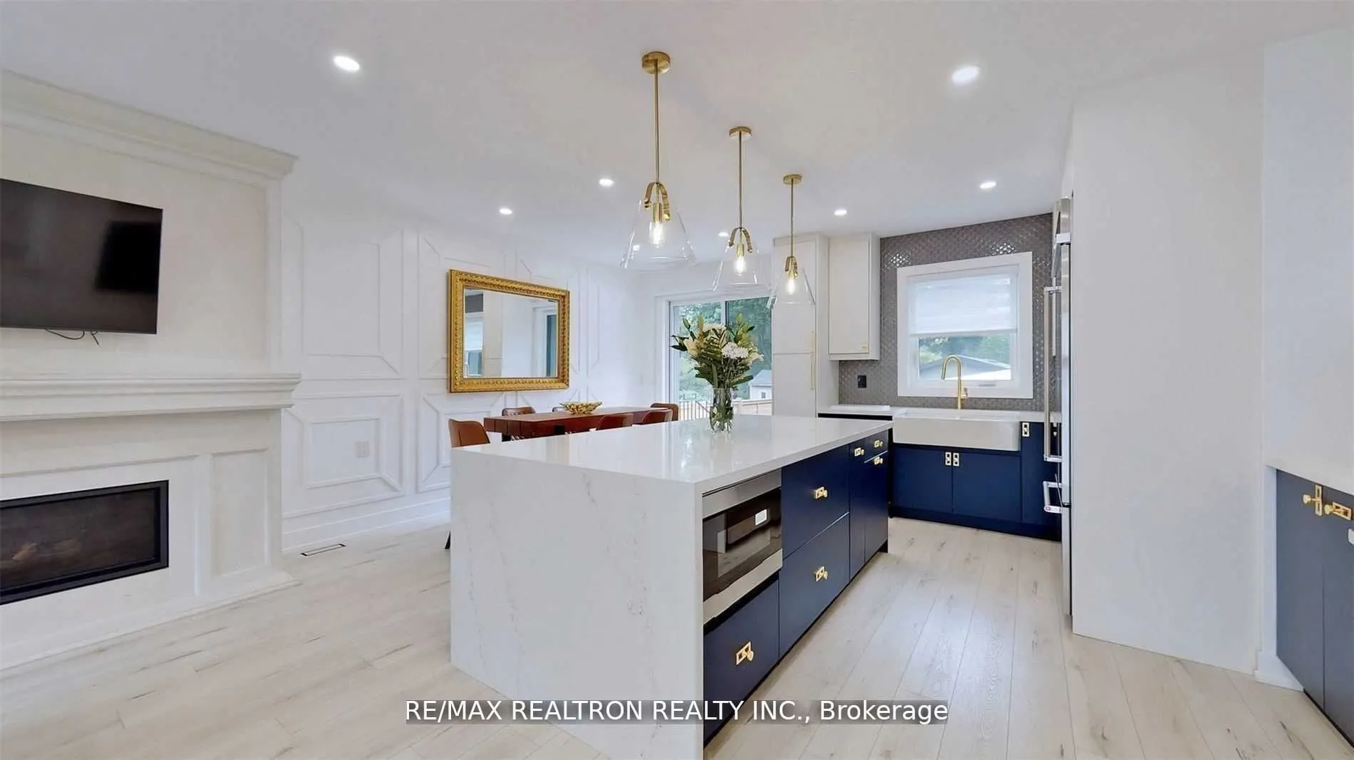 111 Evahill Crescent