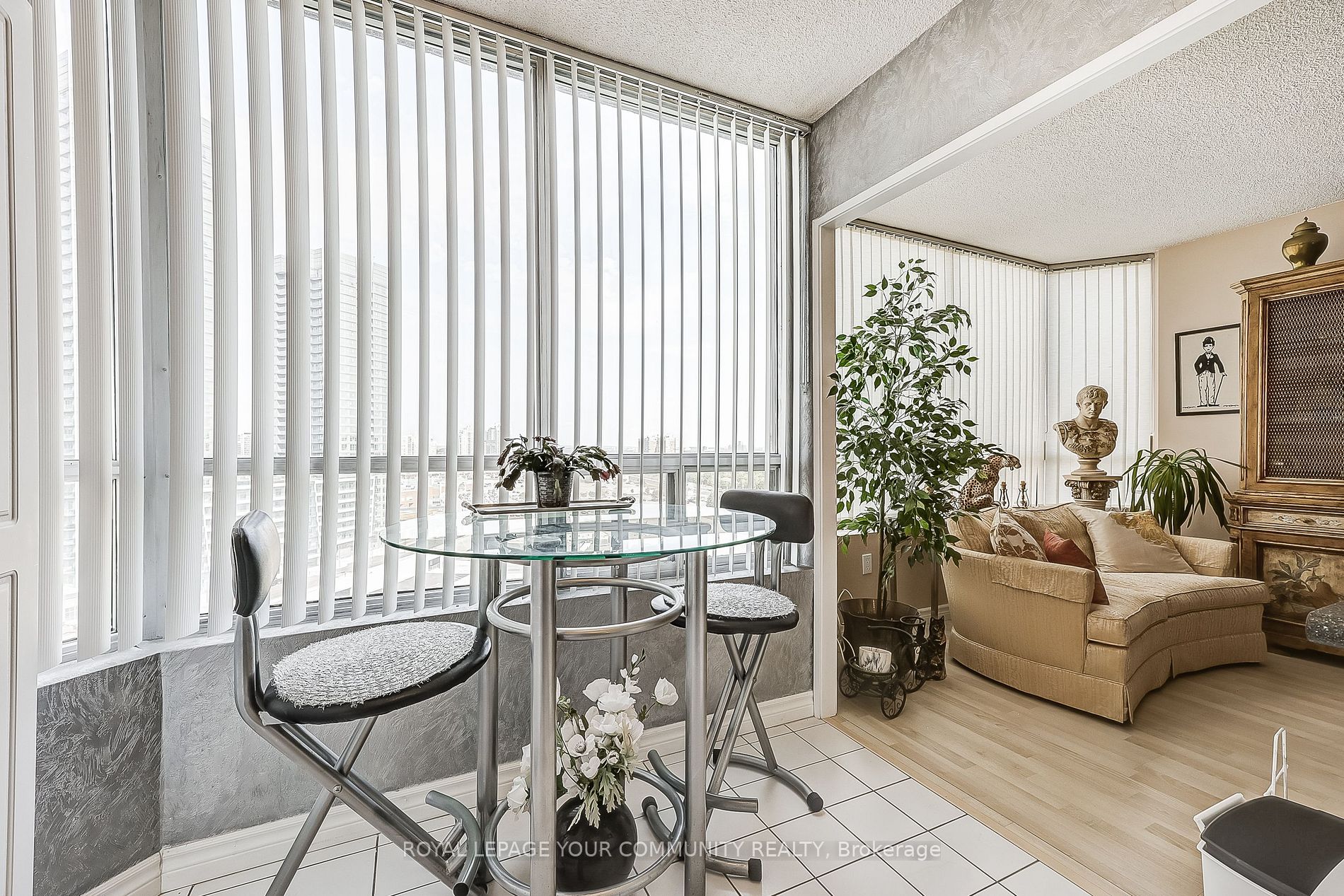 7420 Bathurst Street N, #1611