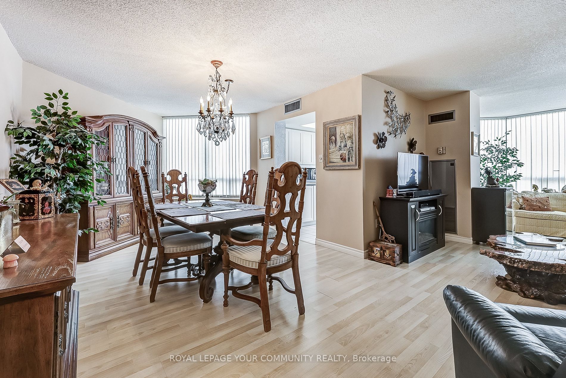 7420 Bathurst Street N, #1611