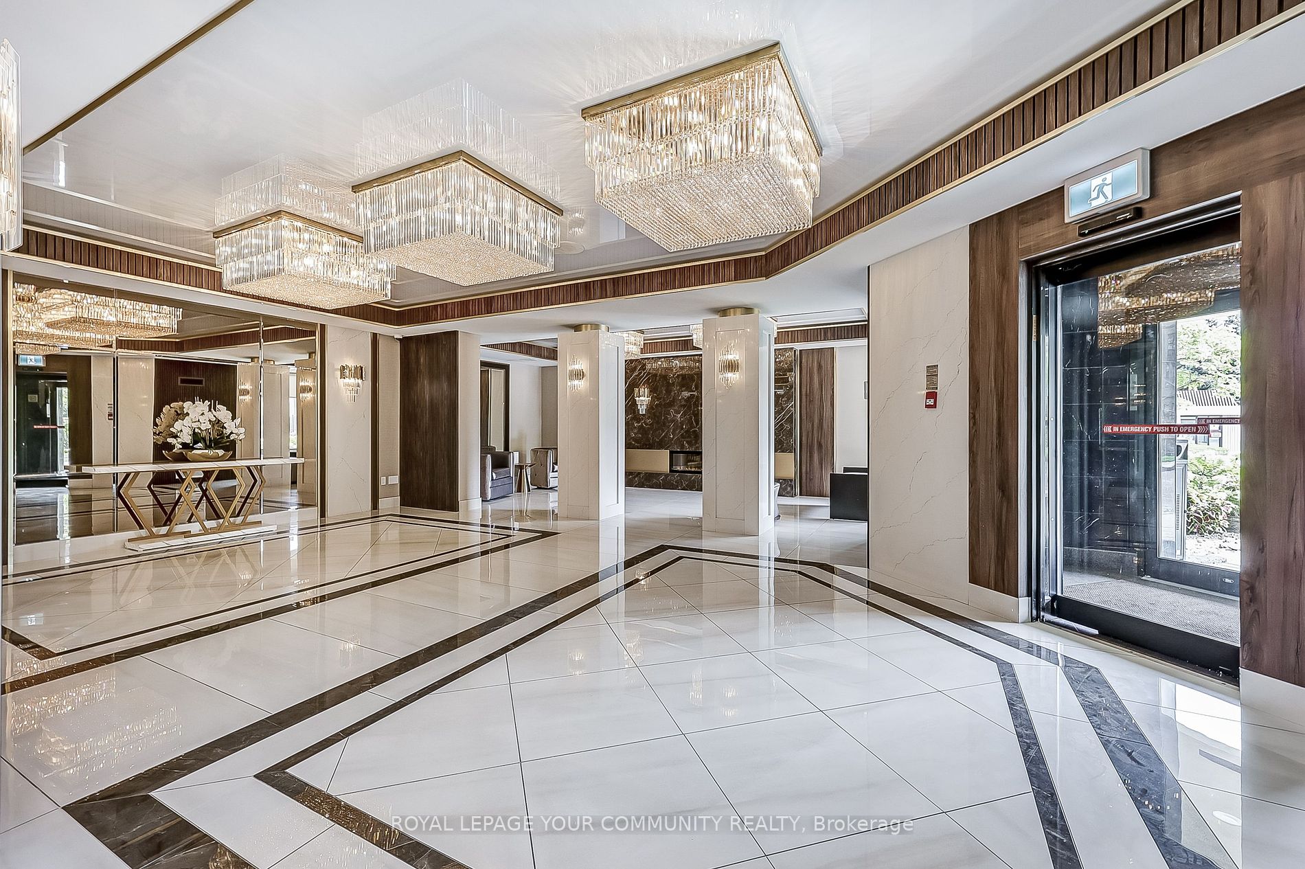 7420 Bathurst Street N, #1611