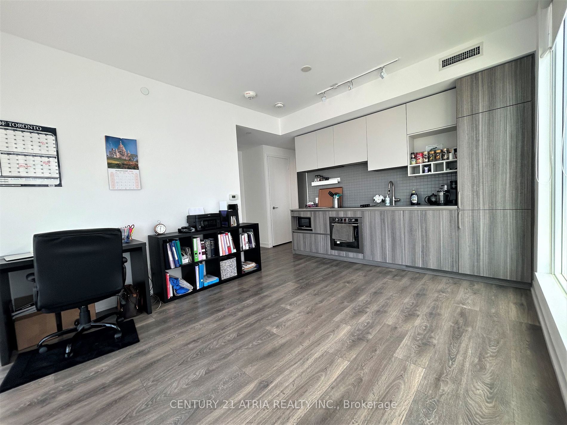 898 Portage Parkway, #603