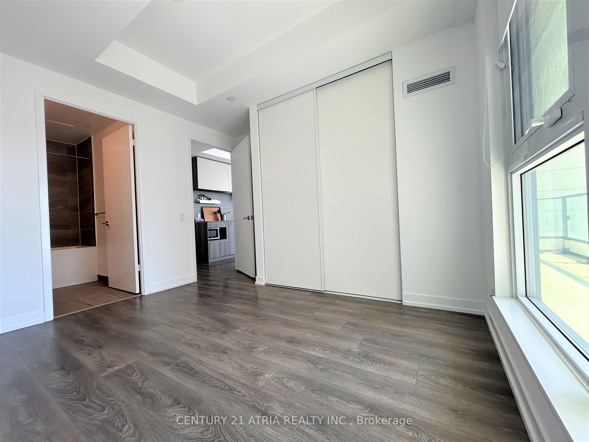 898 Portage Parkway, #603