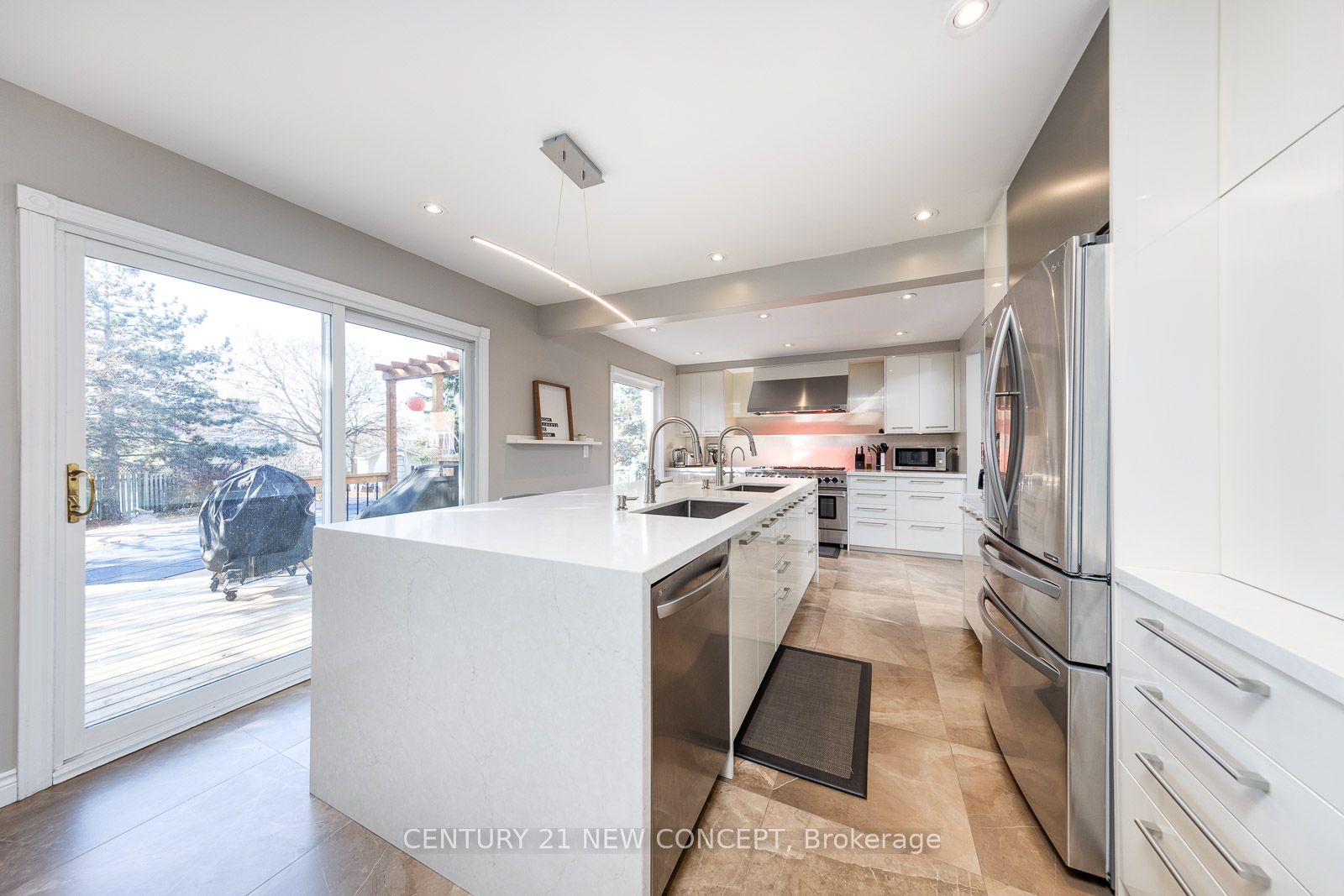 40 Marchwood Crescent