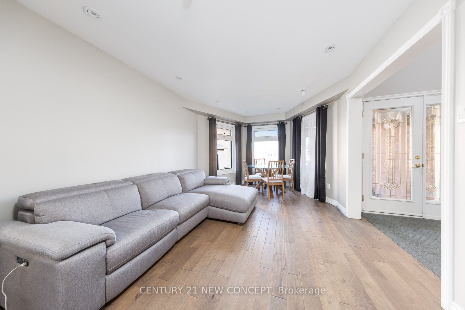 40 Marchwood Crescent