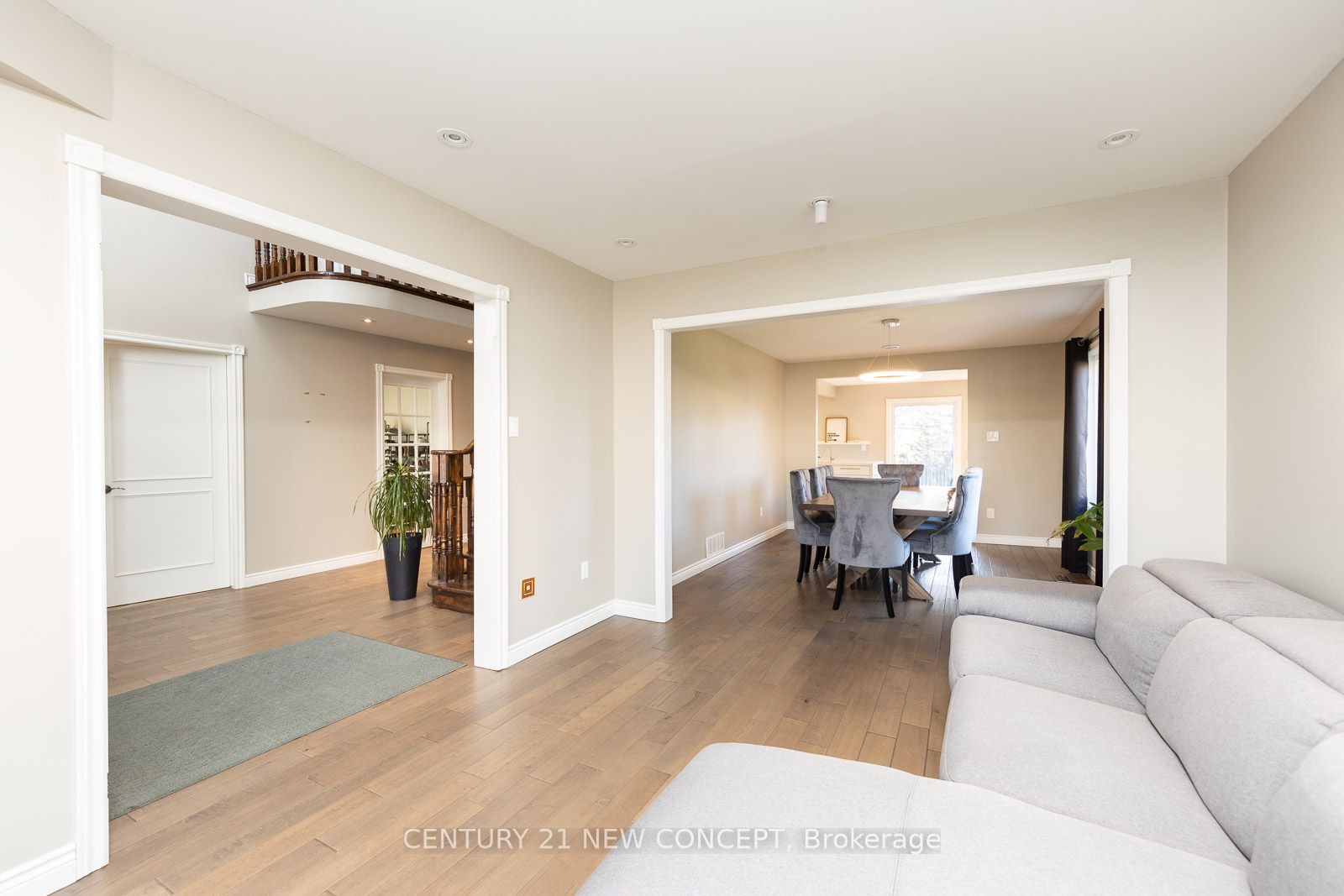 40 Marchwood Crescent