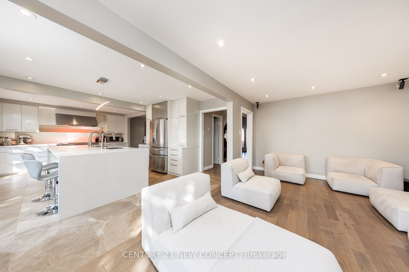 40 Marchwood Crescent