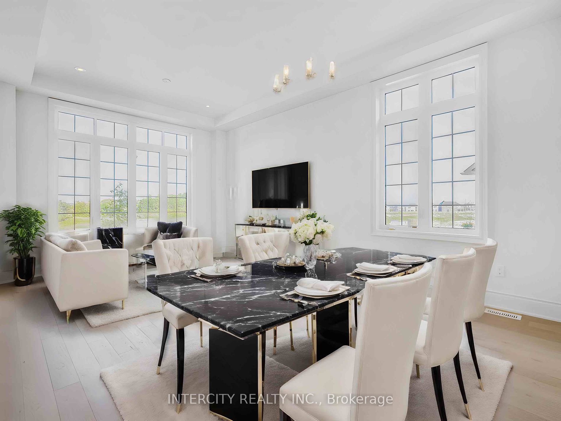 94 Marigold Boulevard