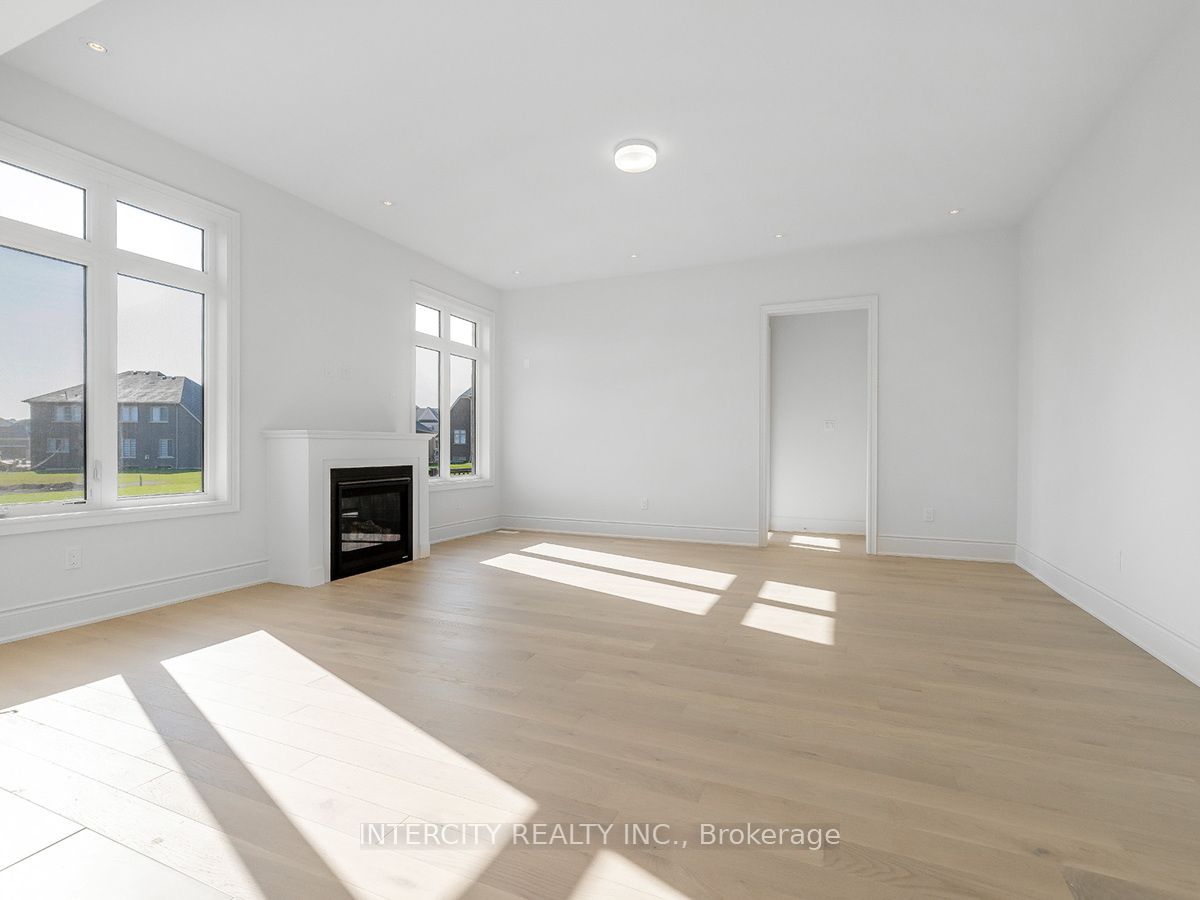 94 Marigold Boulevard