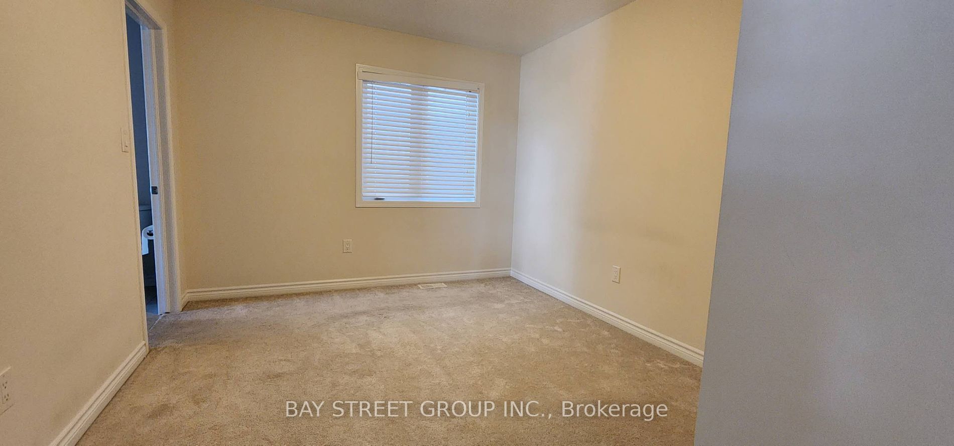 246 Degraaf Crescent