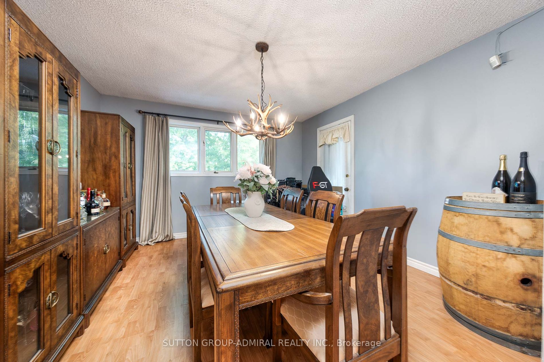 175 South Summit Farm Road