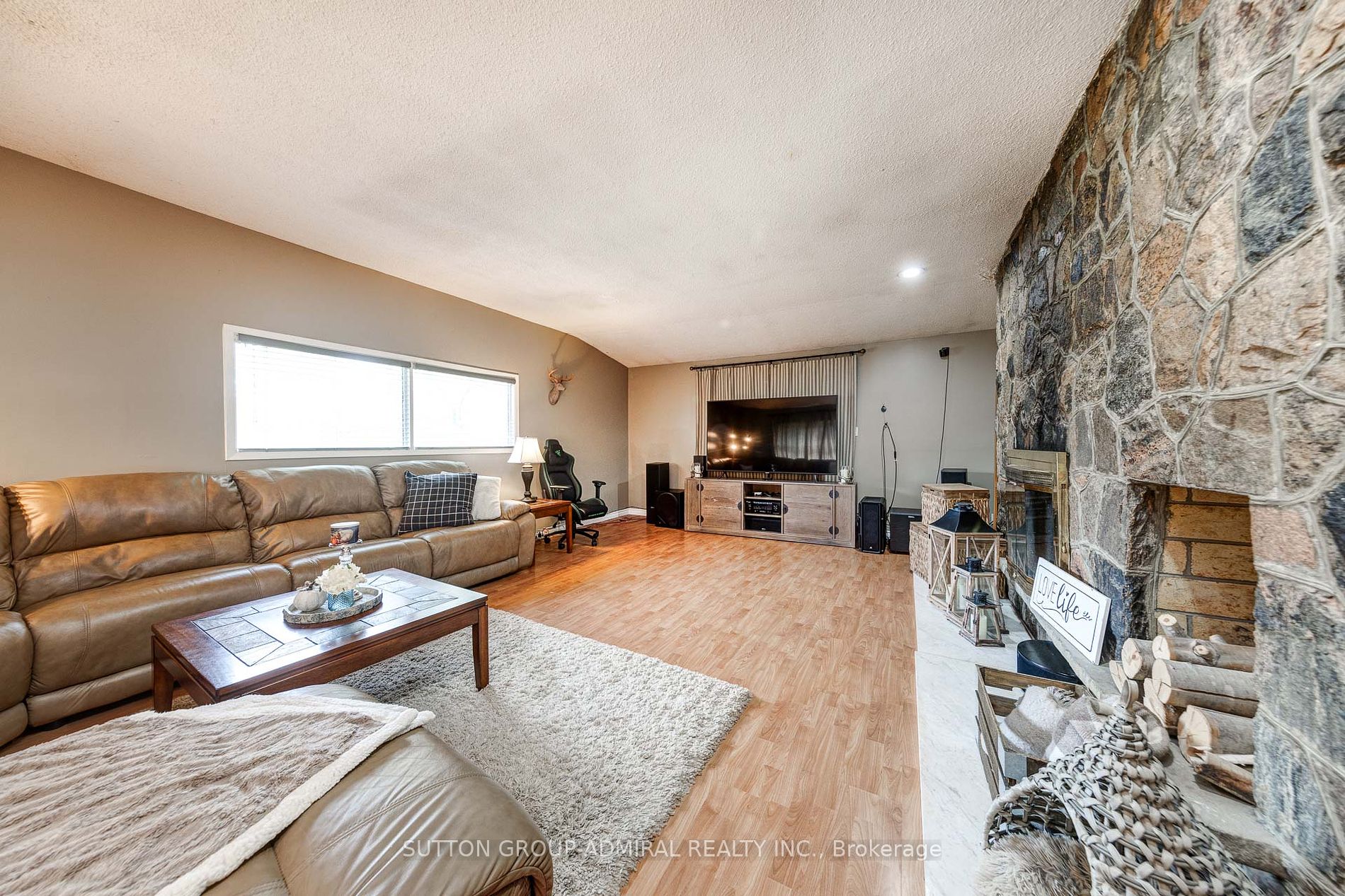175 South Summit Farm Road