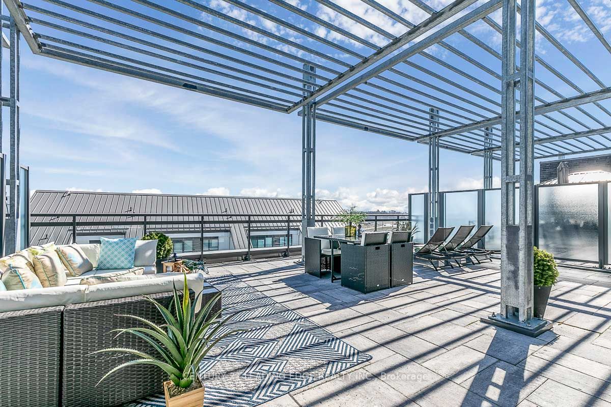 303 Broward Way, #97