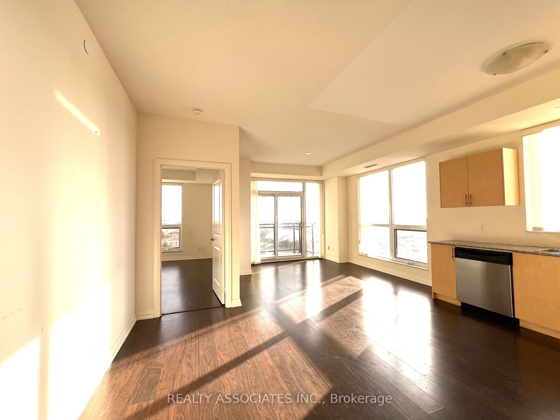 9500 Markham Road, #902