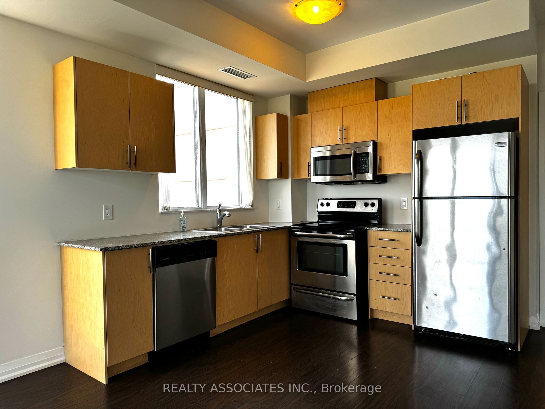 9500 Markham Road, #902