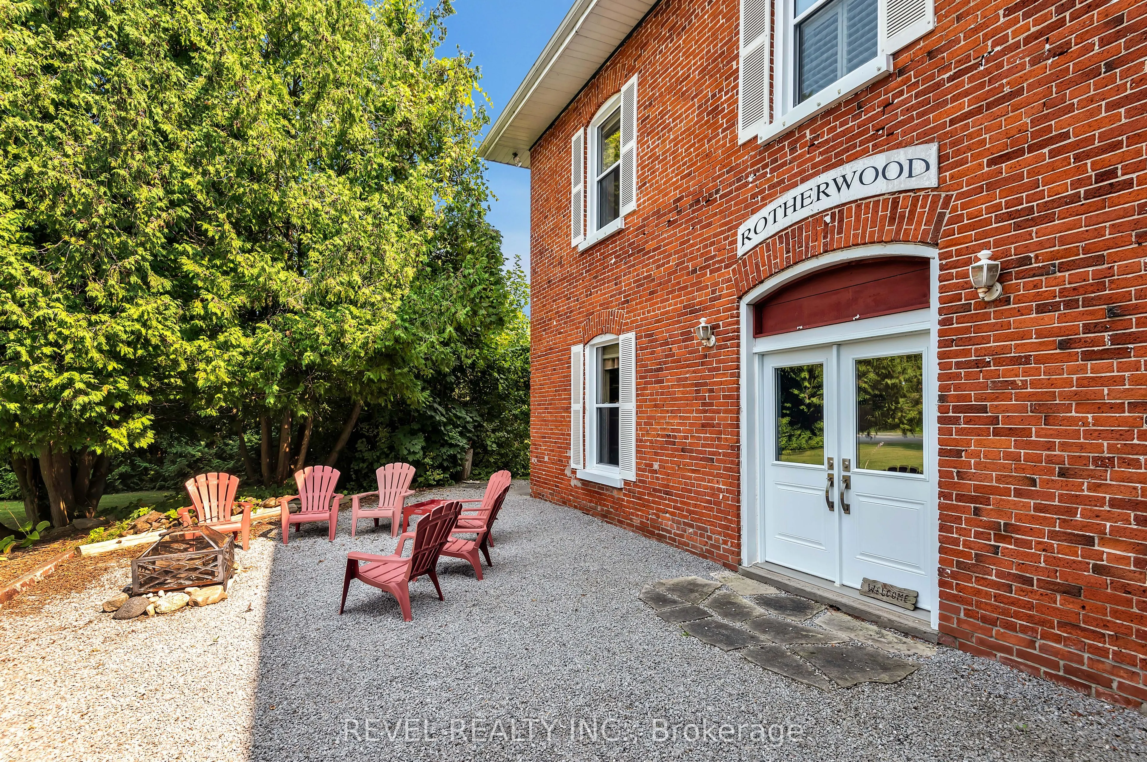 351 Hedge Road