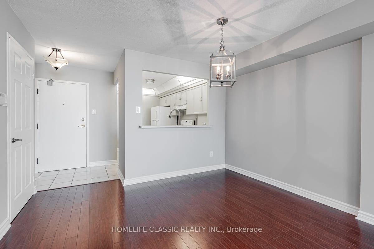 8501 Bayview Avenue, #210