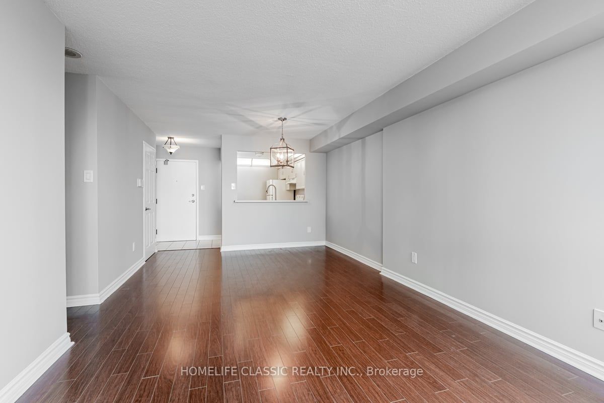 8501 Bayview Avenue, #210