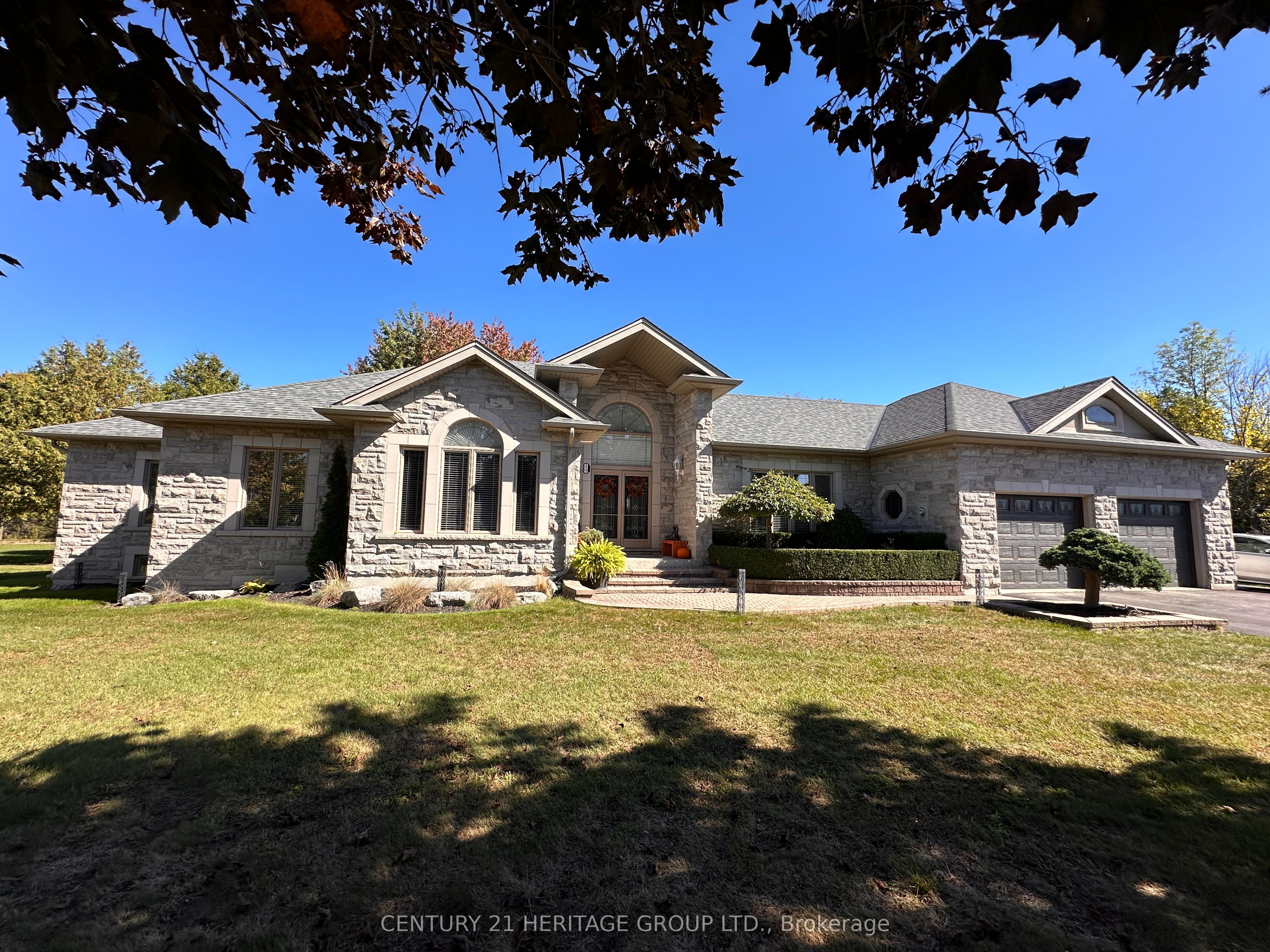 49 Shore Crescent