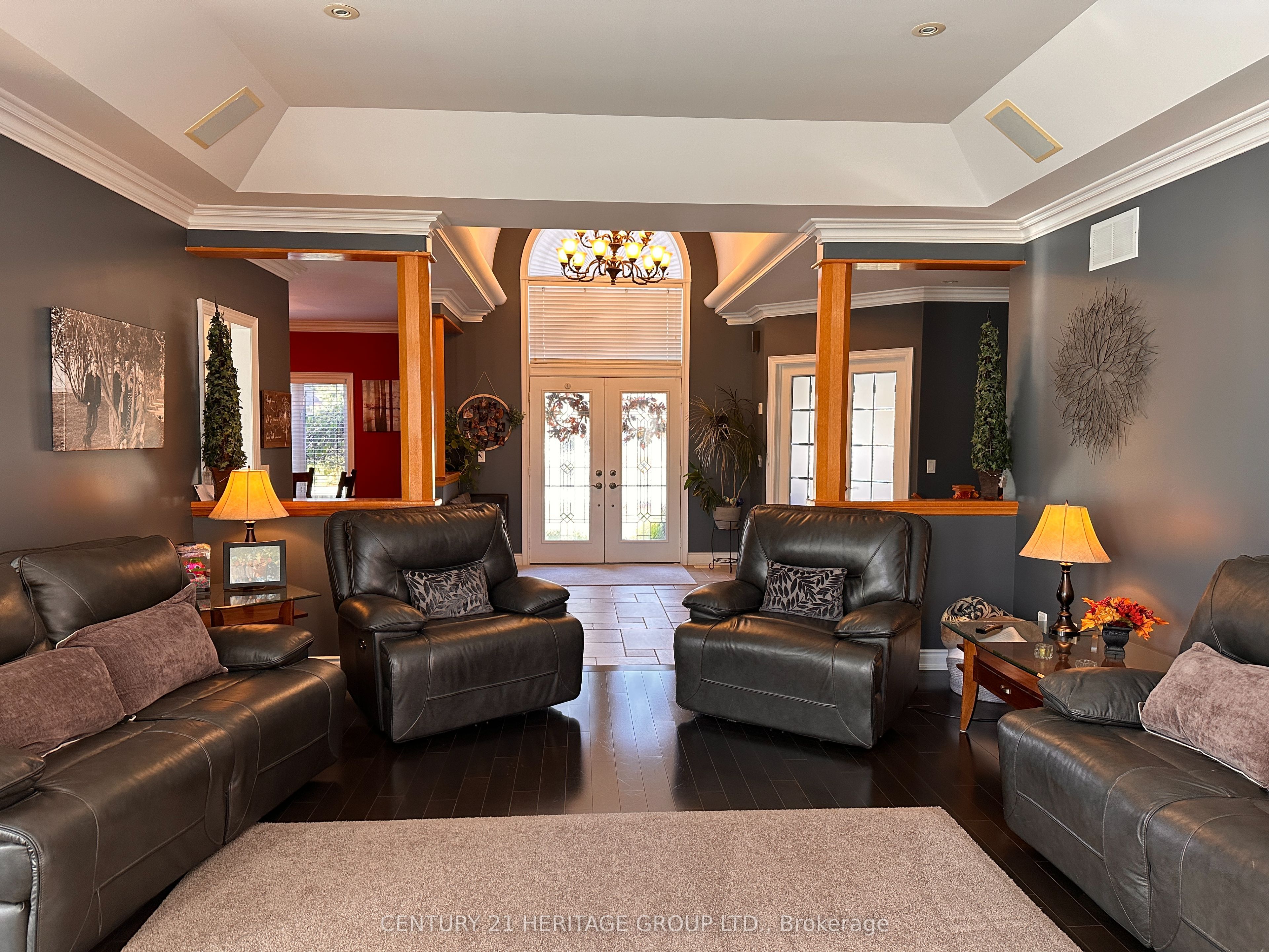 49 Shore Crescent