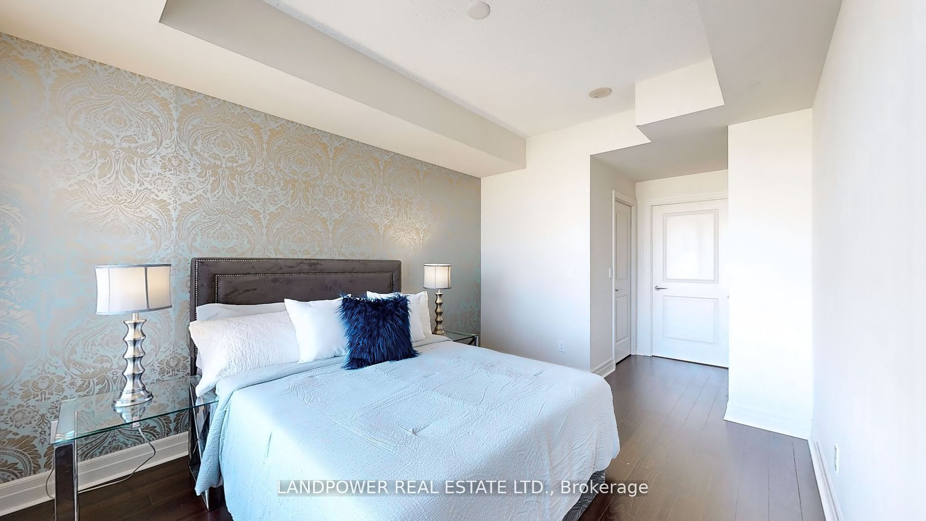 8130 Birchmount Road, #415