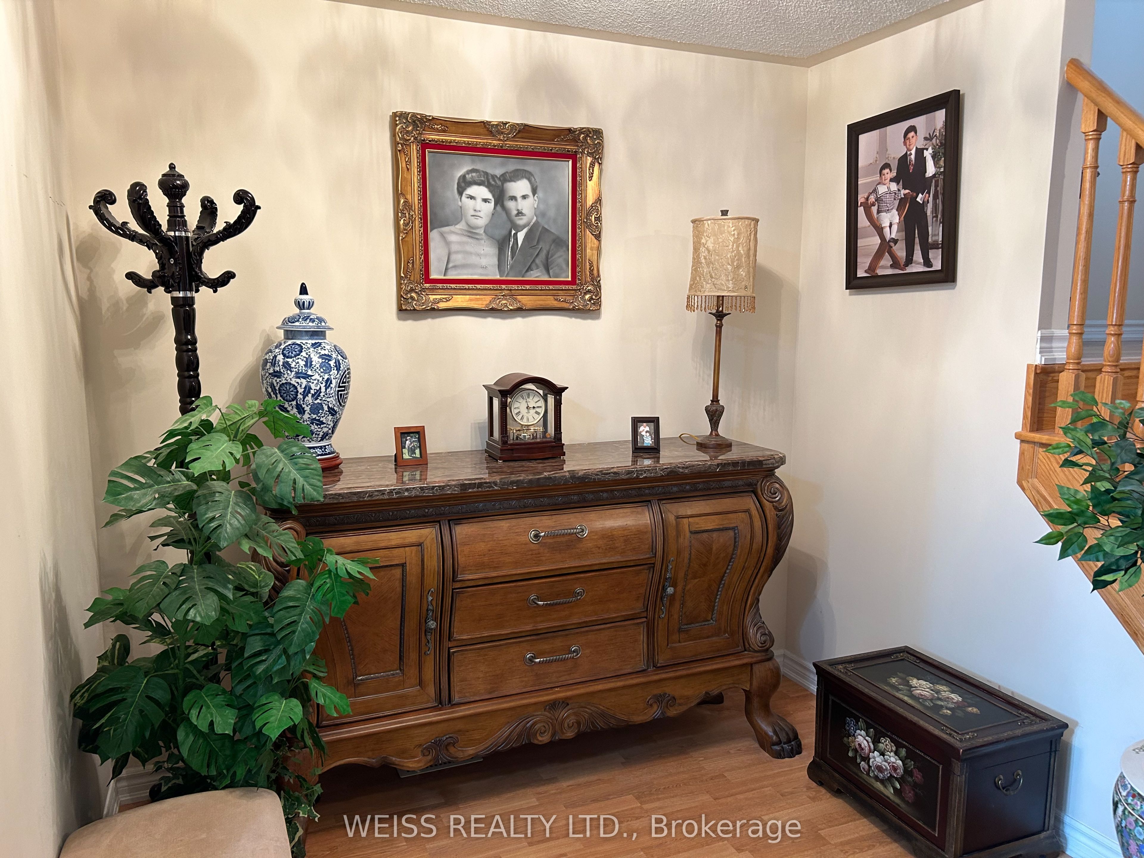 503 Simcoe Road
