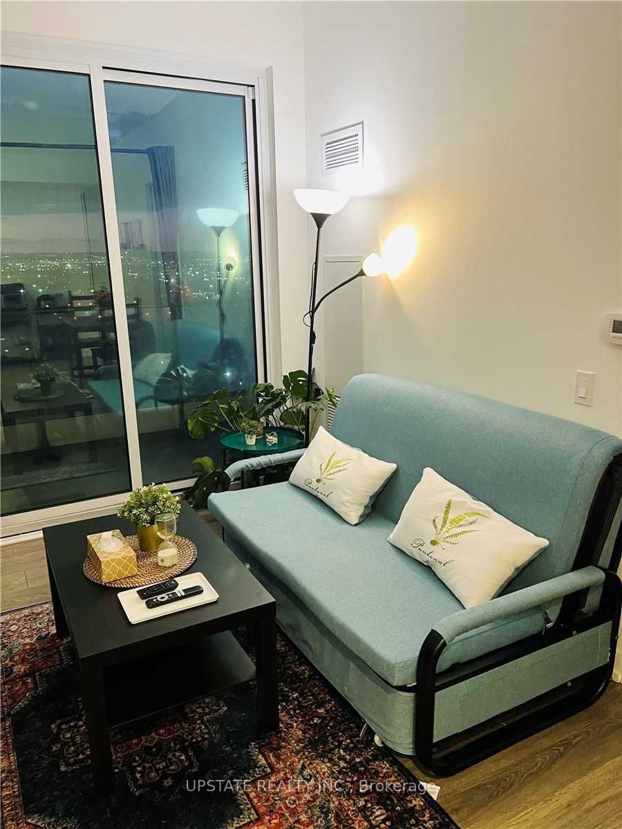 898 Portage Parkway, #1711