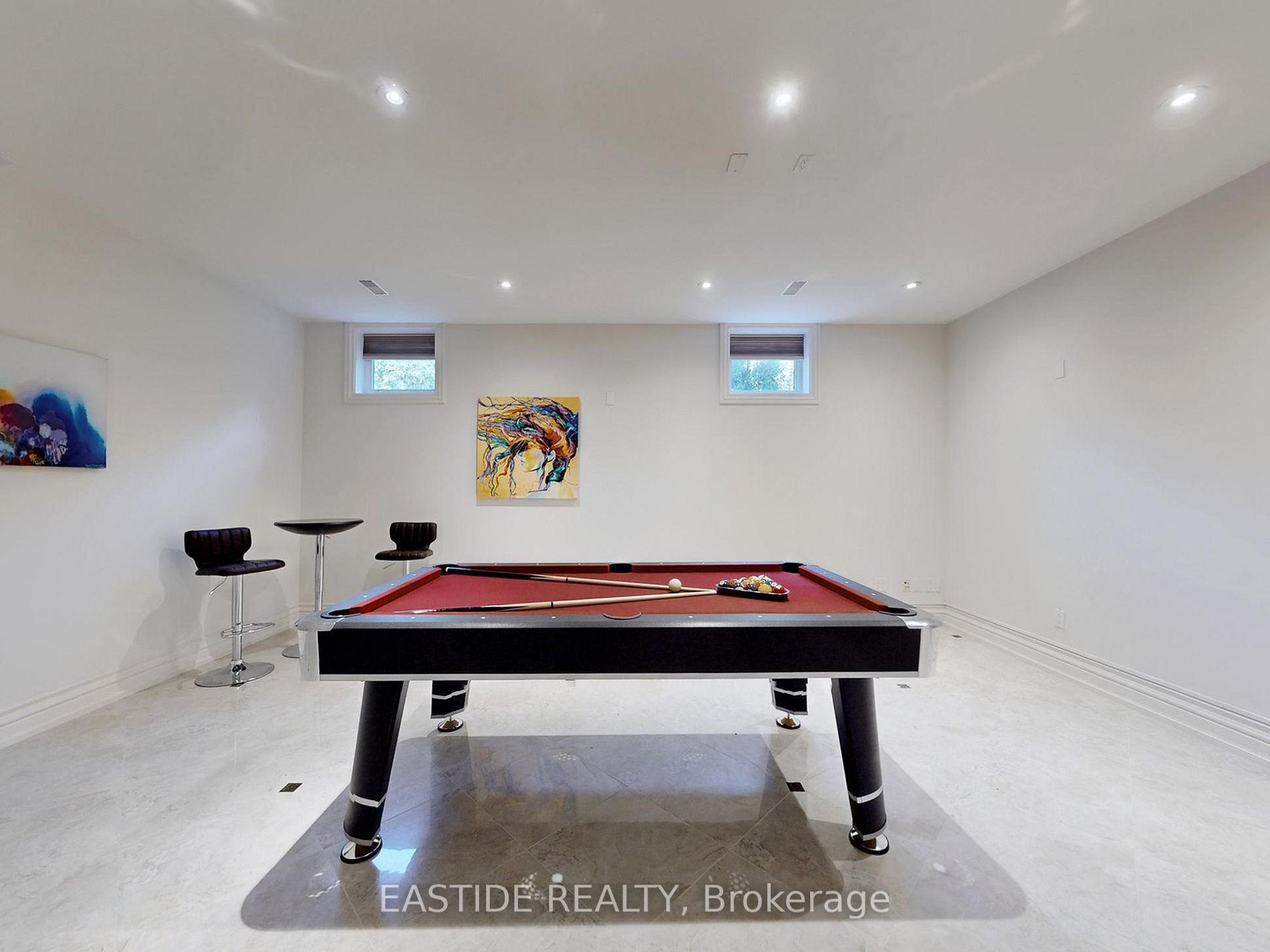 54 Maryvale Crescent