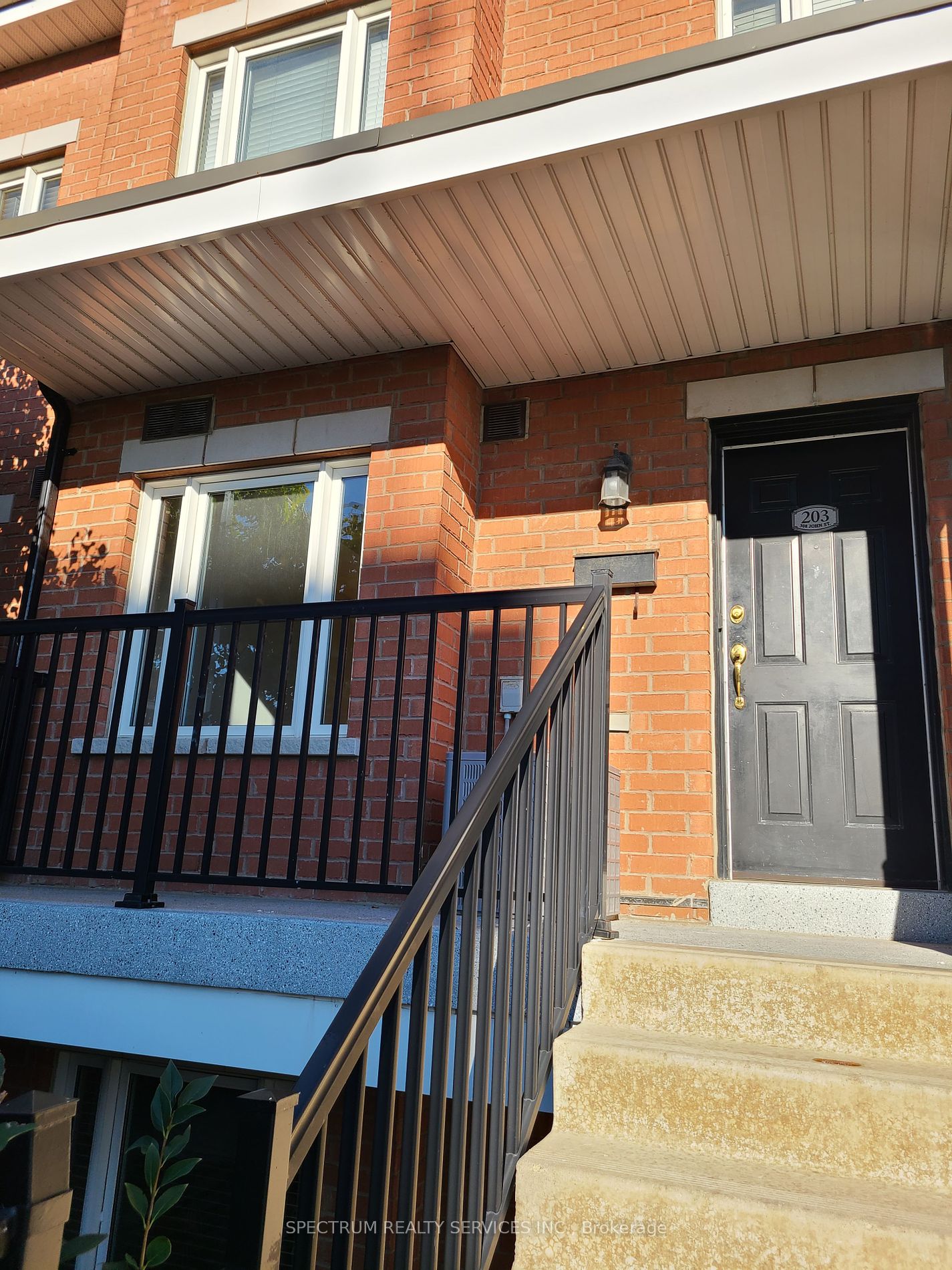 308 John Street, #203