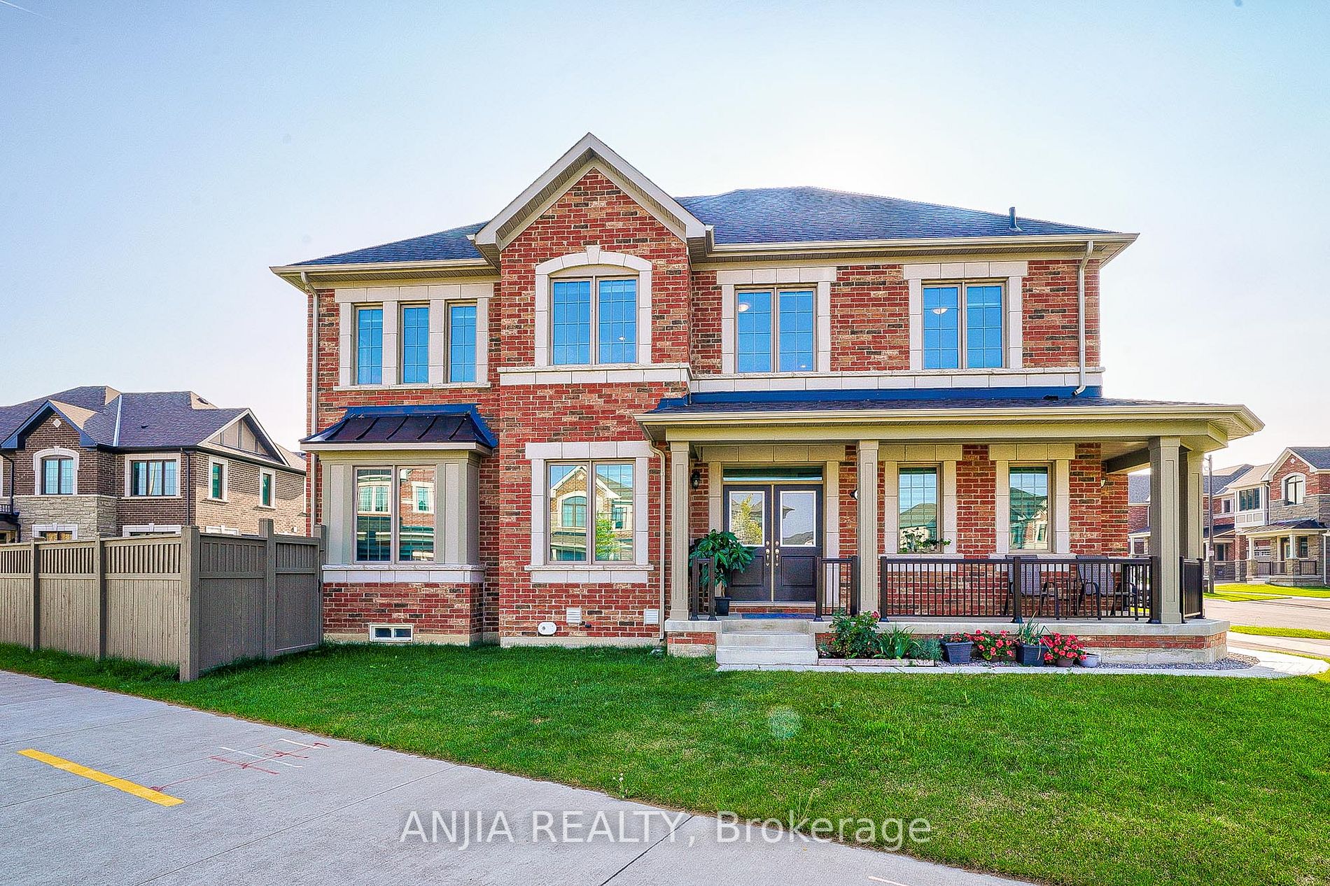 262 Beaverbrae Drive