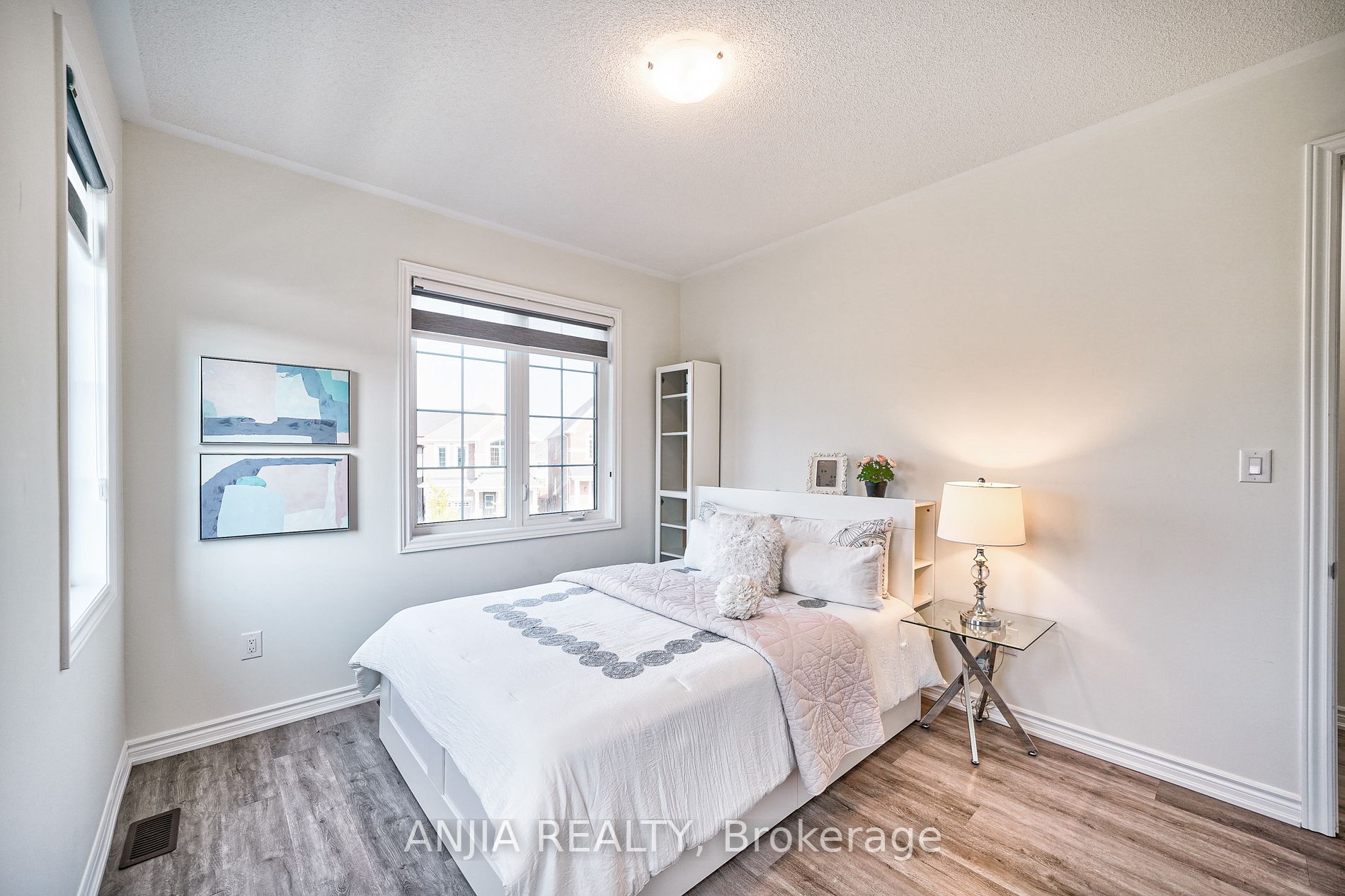 262 Beaverbrae Drive