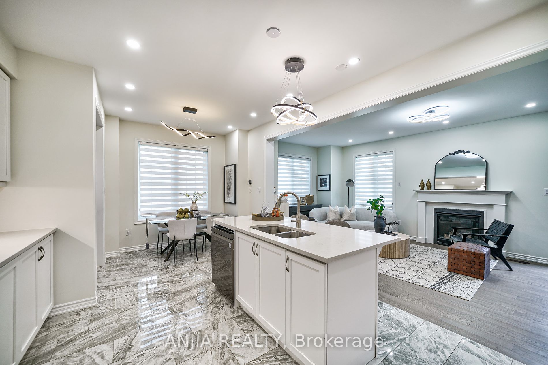 262 Beaverbrae Drive