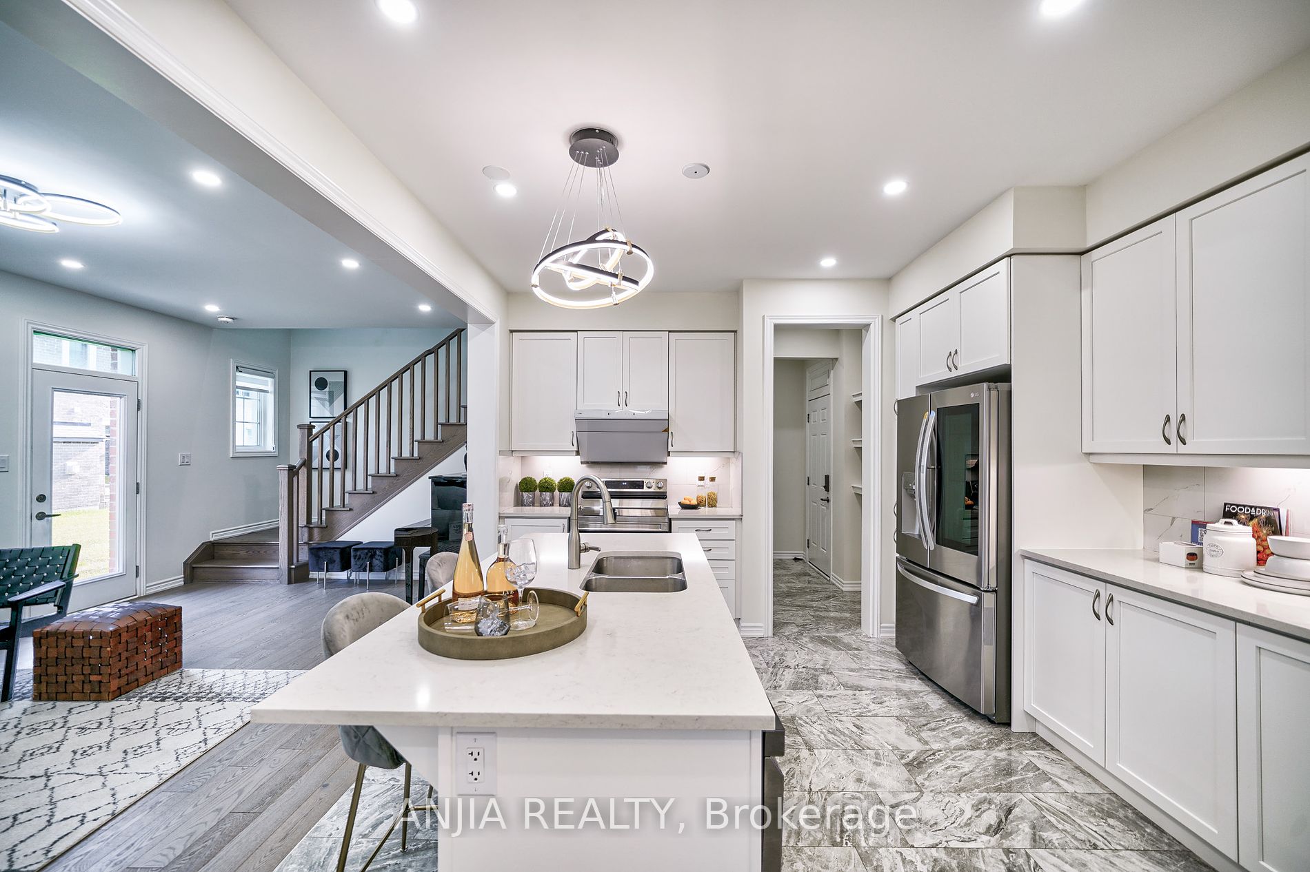 262 Beaverbrae Drive