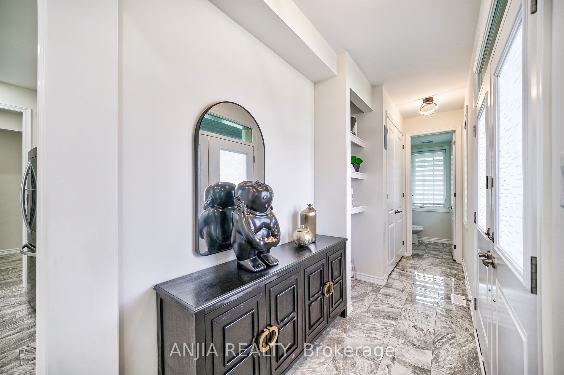 262 Beaverbrae Drive